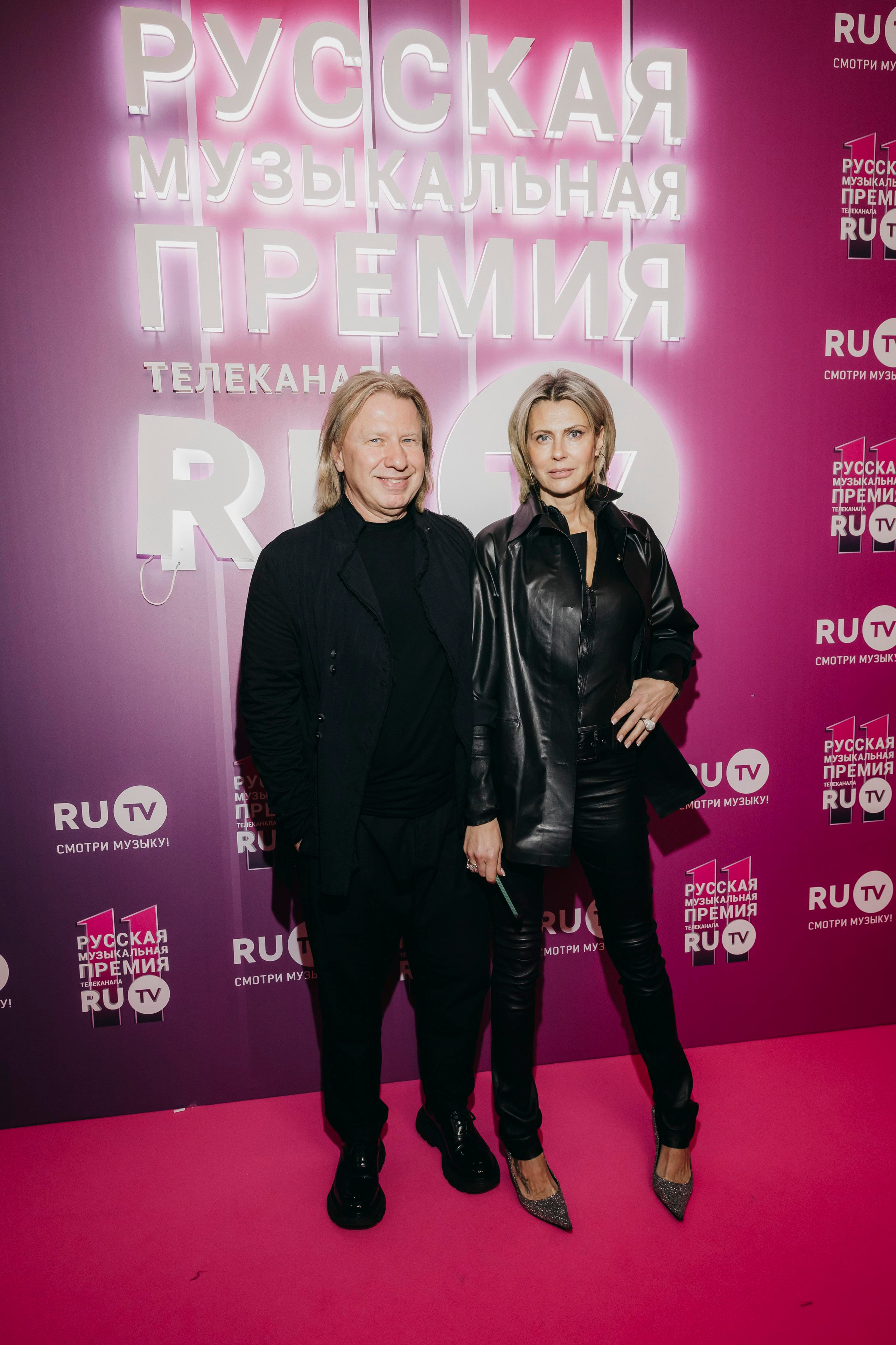 Виктор Дробыш с супругой на Русской Музыкальной Премии телеканала RU.TV