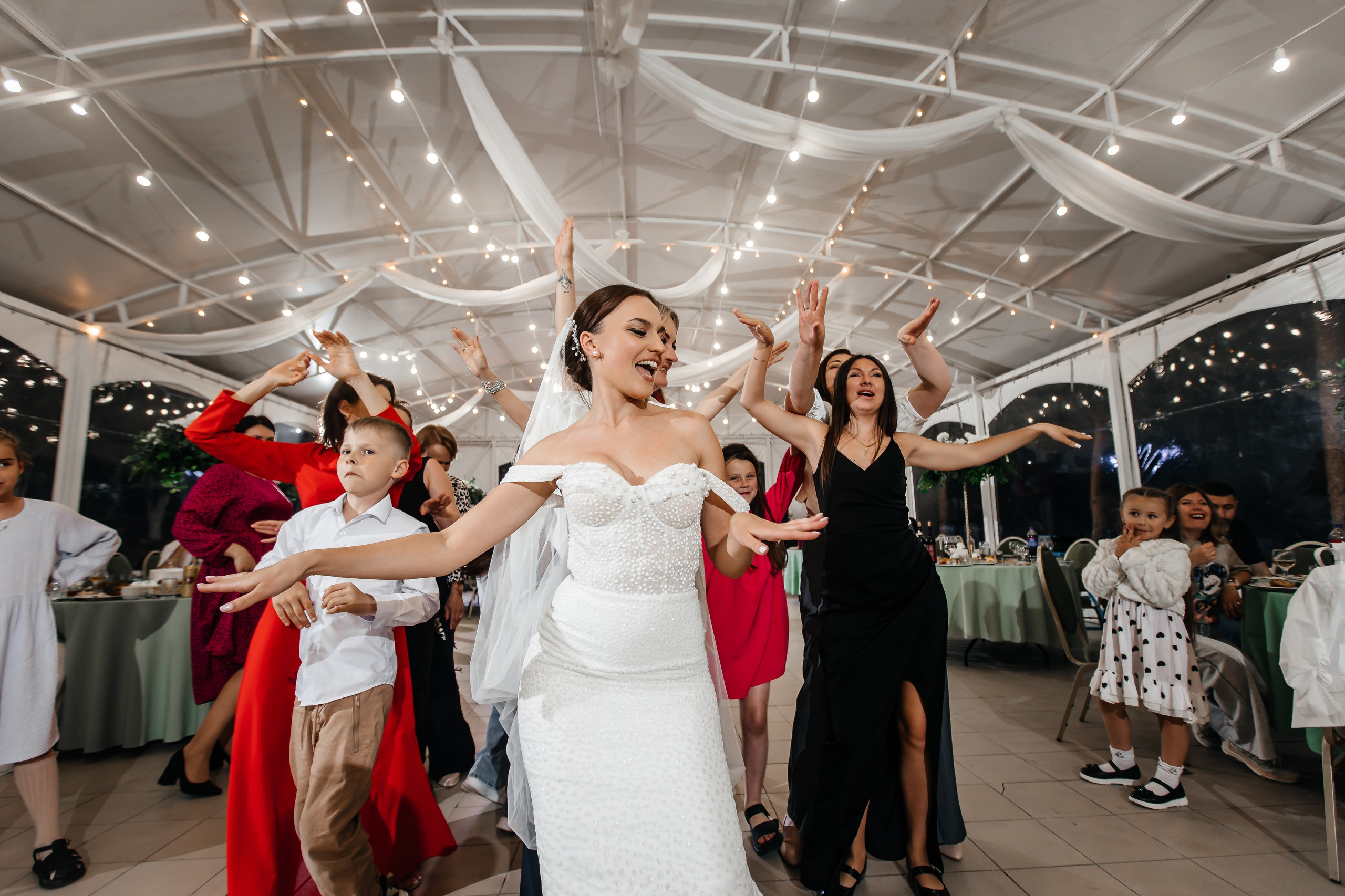 Анонс свадьбы Юлии и Сергея. Свадебный фотограф в Крыму и Севастополе Ольга Баскакова