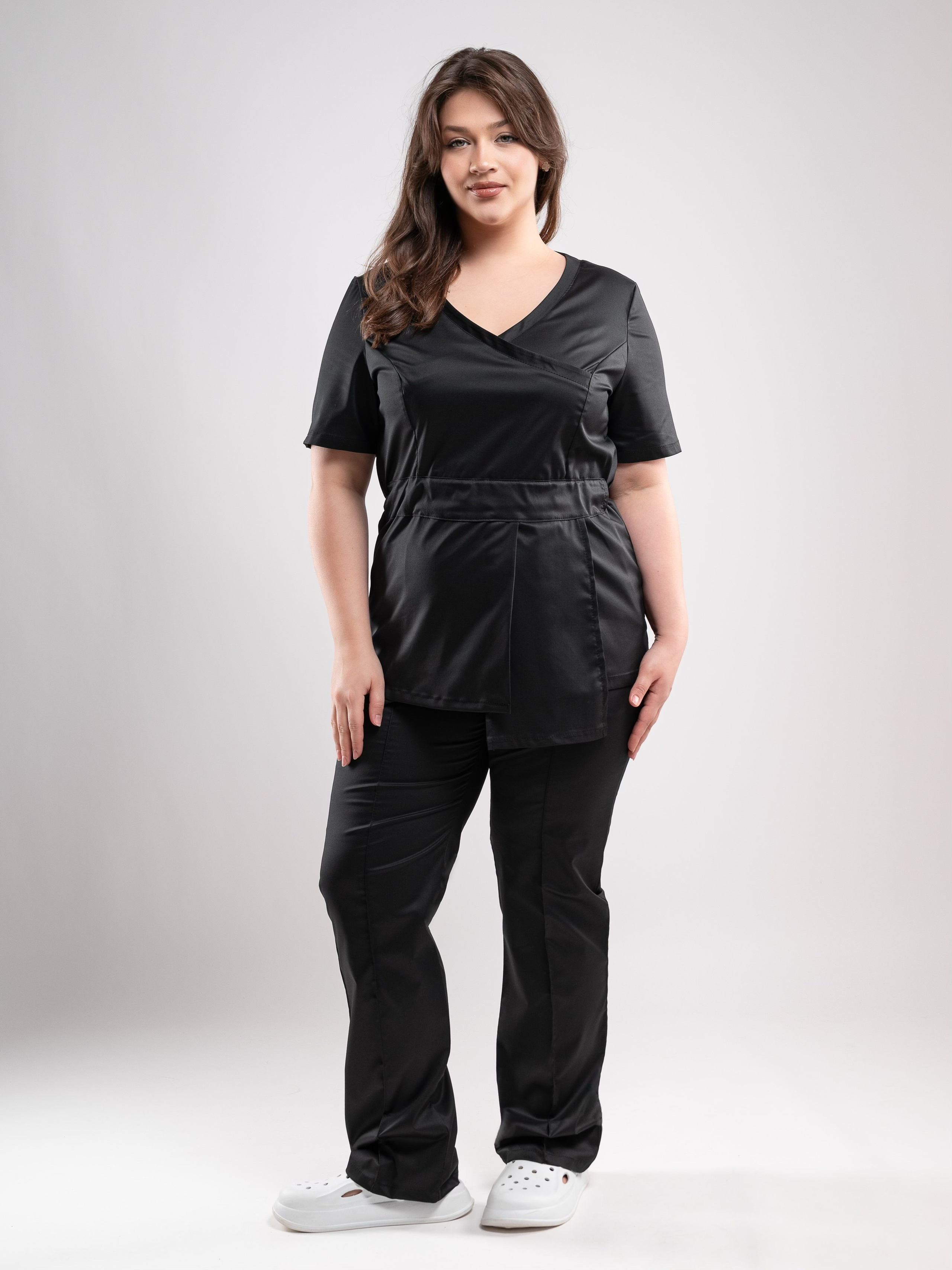 Медицинские костюмы. Предметный фотограф, фото для маркетплейсов Пятигорск, КМВ