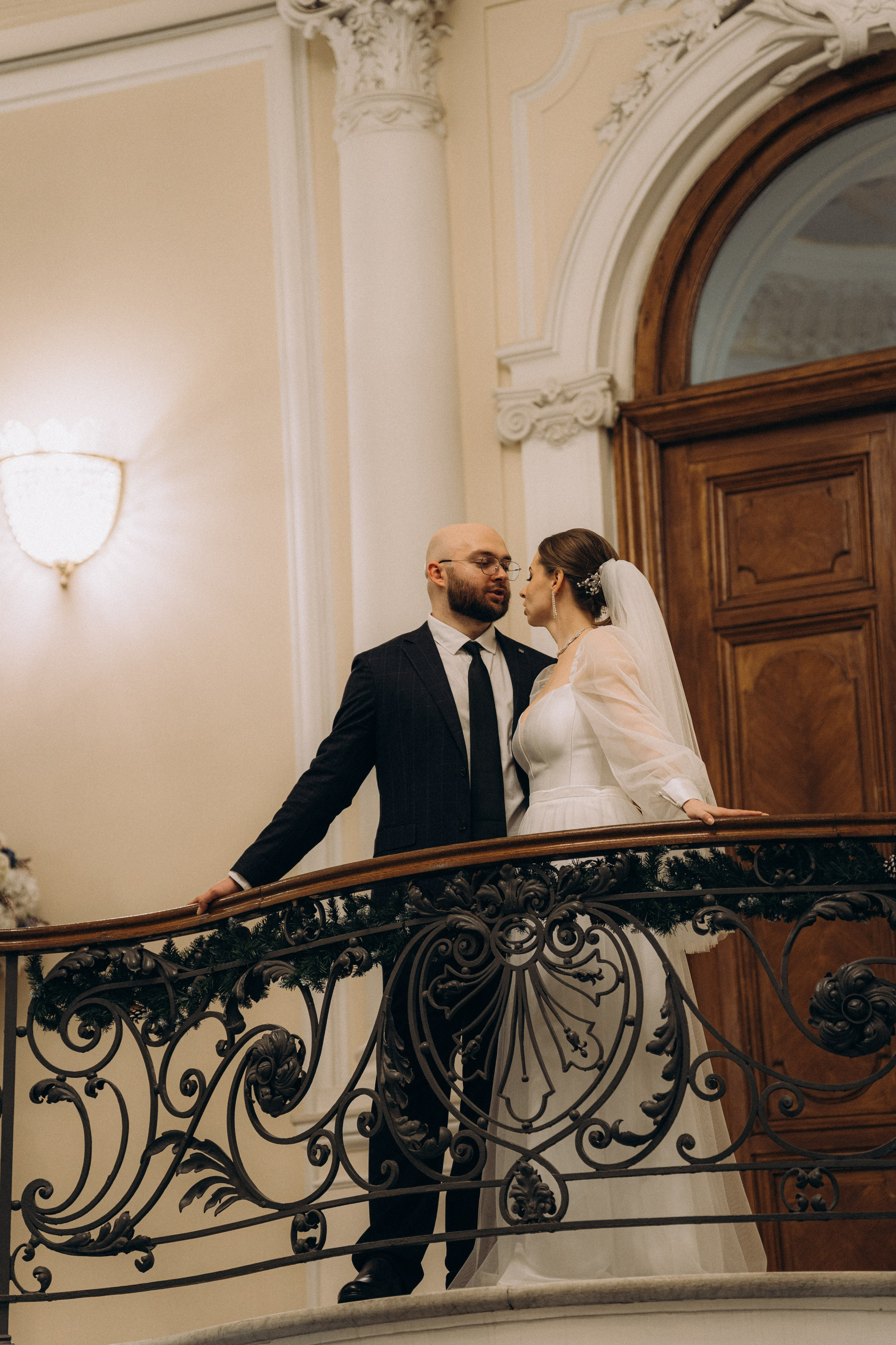 СВАДЕБНАЯ СЬЕМКА ВО ВТОРОМ ДВОРЦЕ (ДЕКАБРЬ) ТАКЖЕ СЬЕМКА В СТУДИИ НА ЧЕРНЫШЕВСКОЙ. Профессиональный фотограф, Санкт-Петербург — Виктория Богомолова