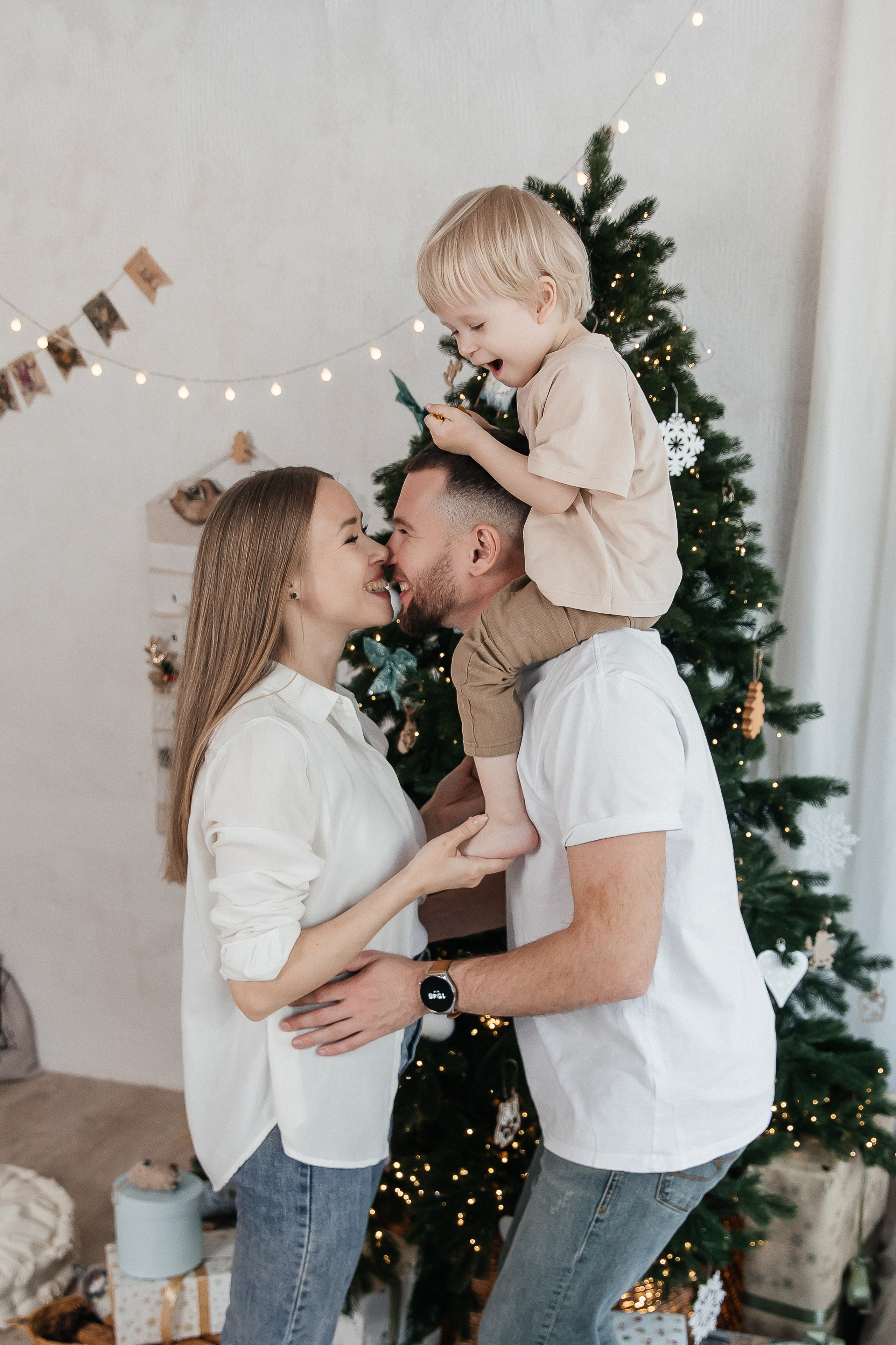 Фотосессия 2 в 1:новый год и день рождения 🎂🎄