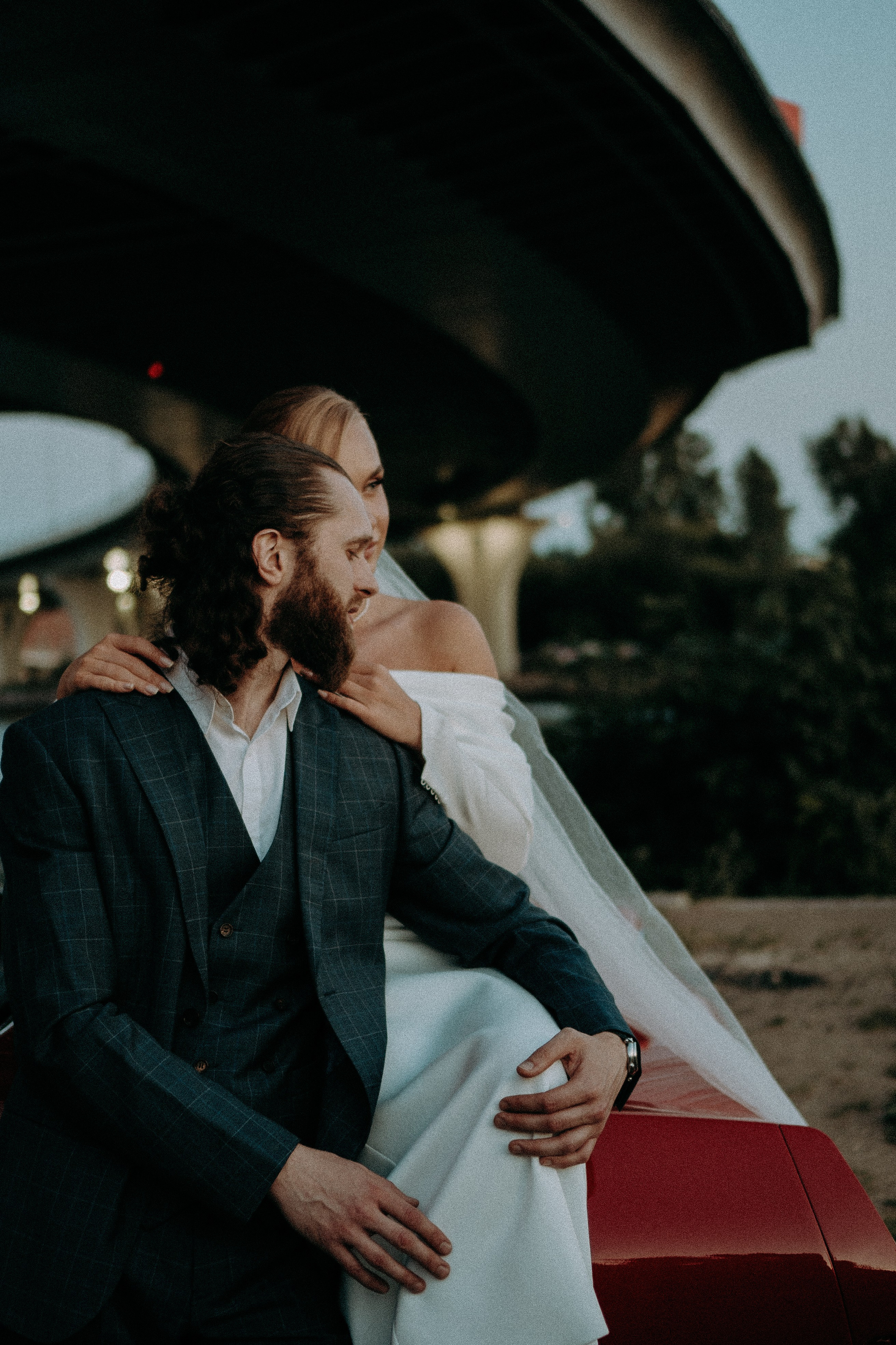 СВАДЕБНАЯ СЬЕМКА ВОЗЛЕ МСОТА БЕТАНКУРА НА КАБРИОЛЕТЕ. Профессиональный фотограф, Санкт-Петербург — Виктория Богомолова