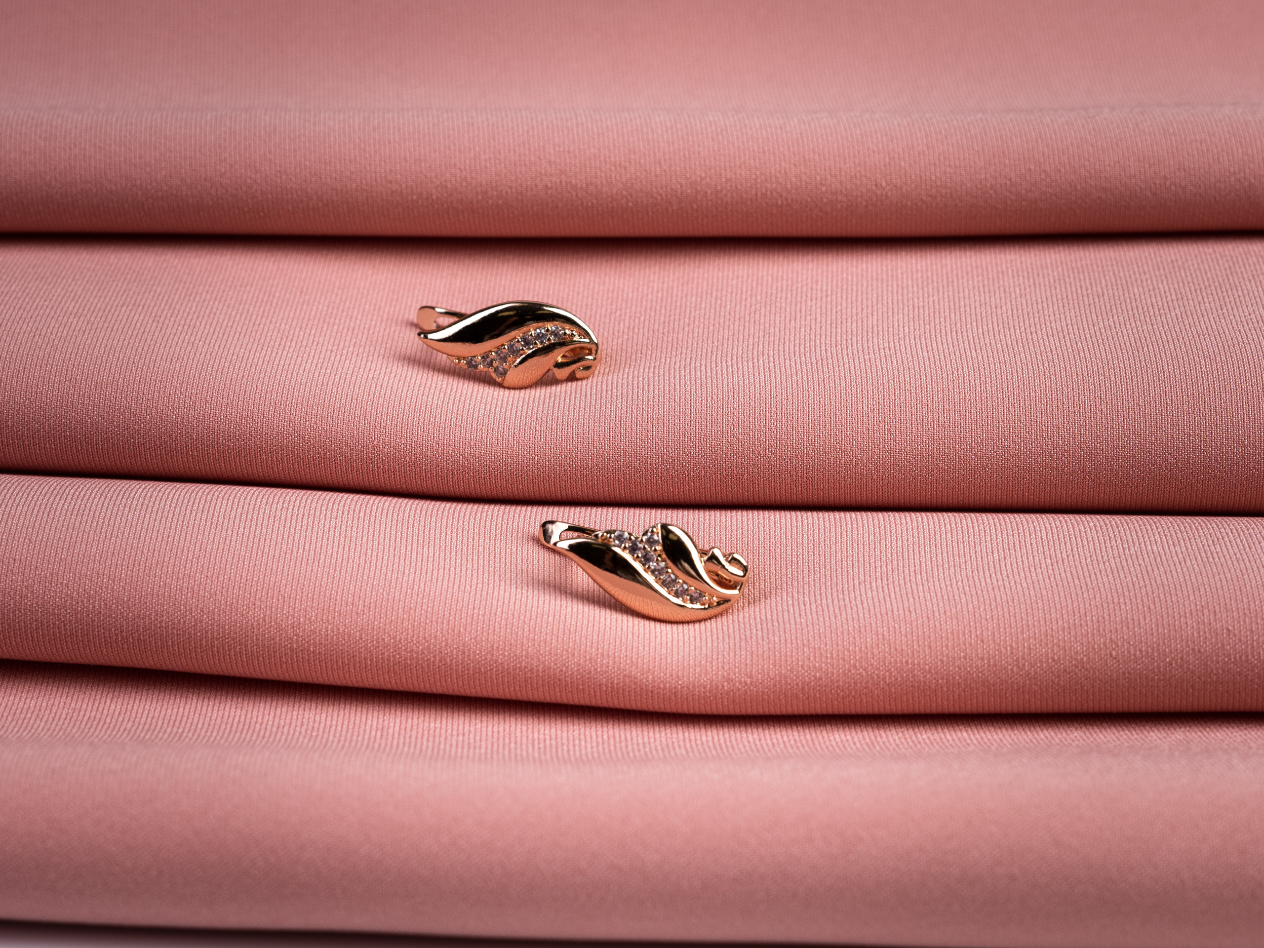 Серьги. Фотограф Ахмедов Эльдар Чита