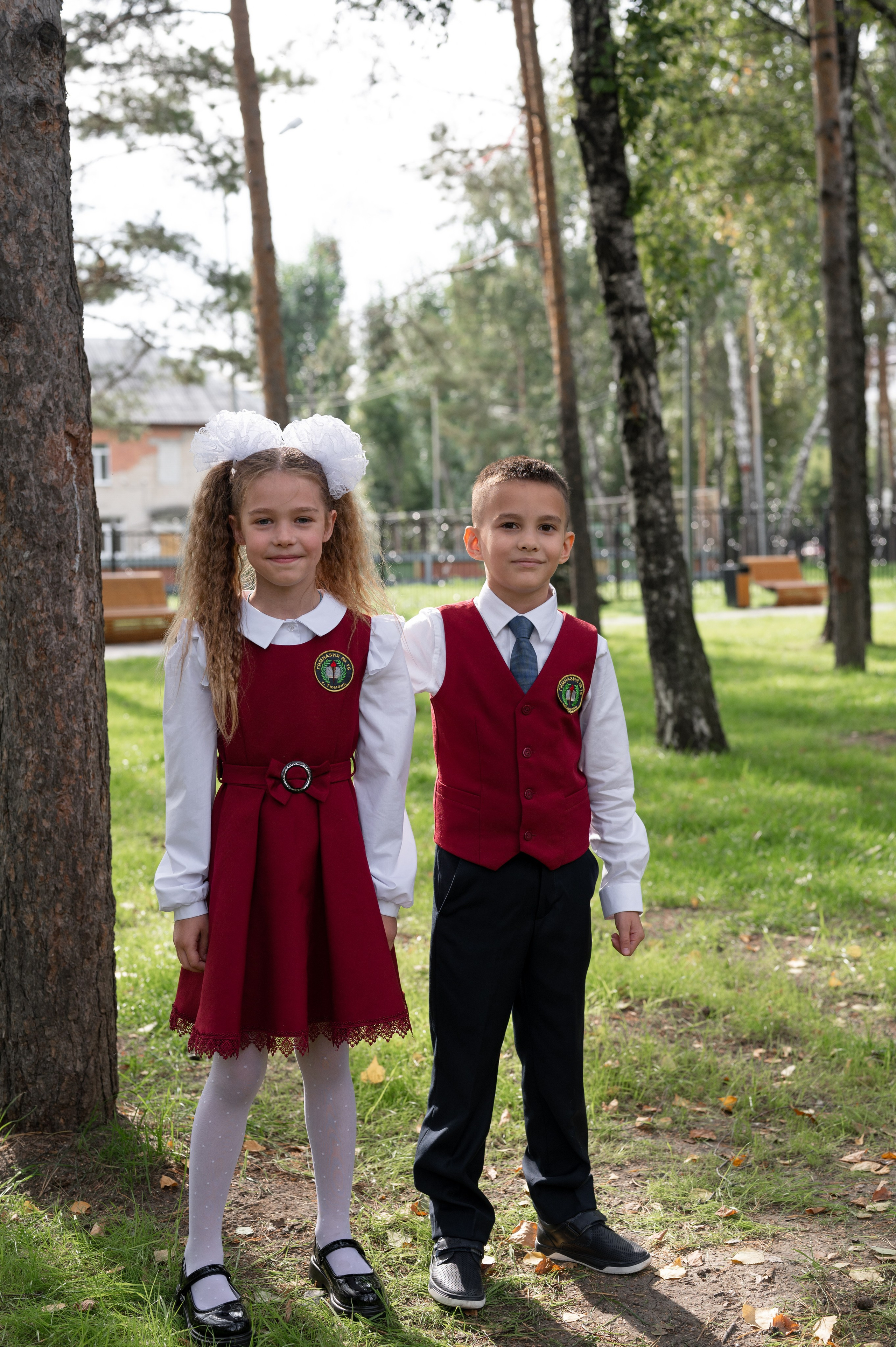 1 сентября 16 гимназия 2 класс (линейка + в классе+ на улице). Фотограф новорожденных, семейный детский в Тюмени Татьяна Морозова