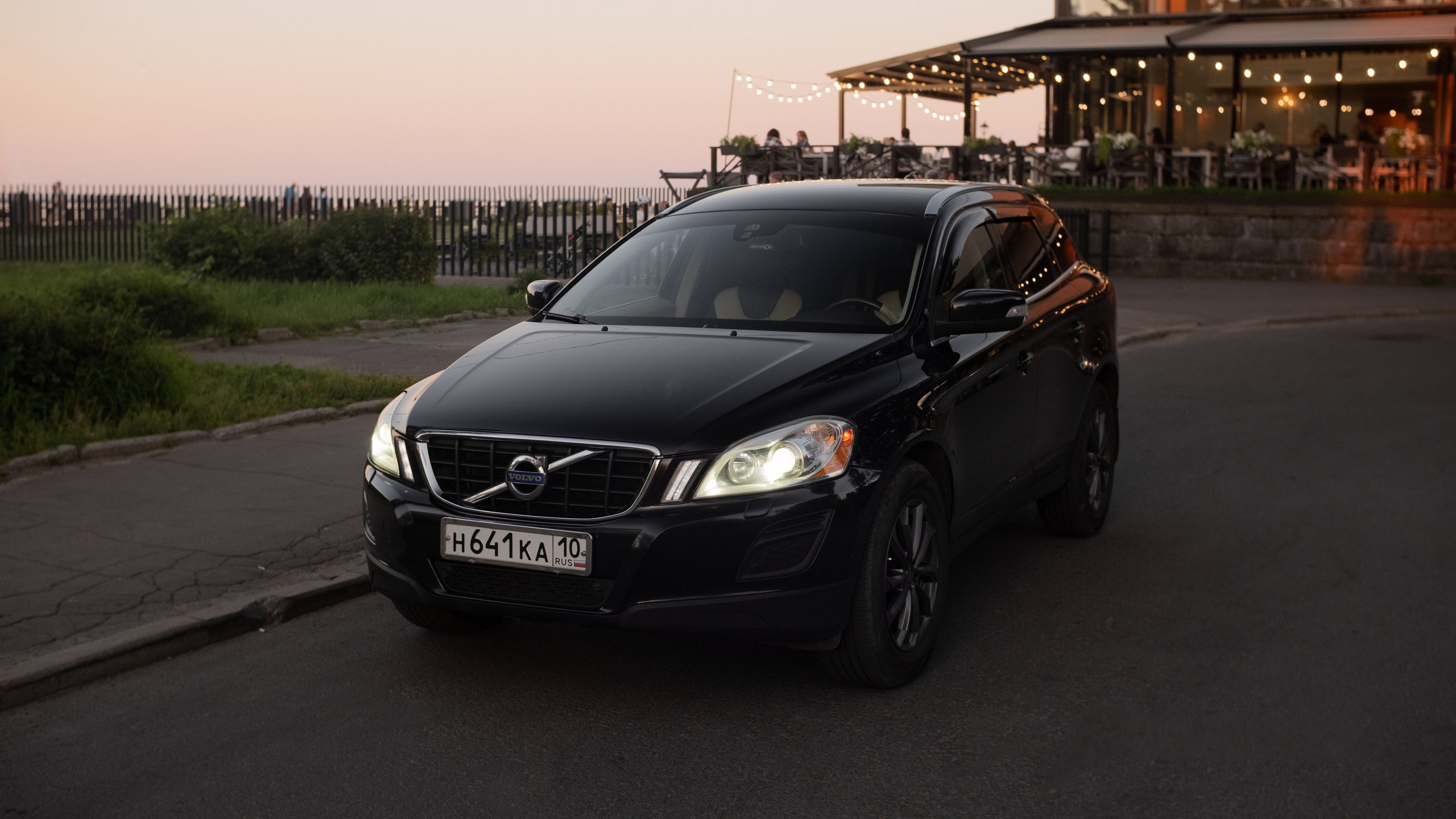 Volvo XC60. Камера Глика | Автомобильный фотограф из Петрозаводска