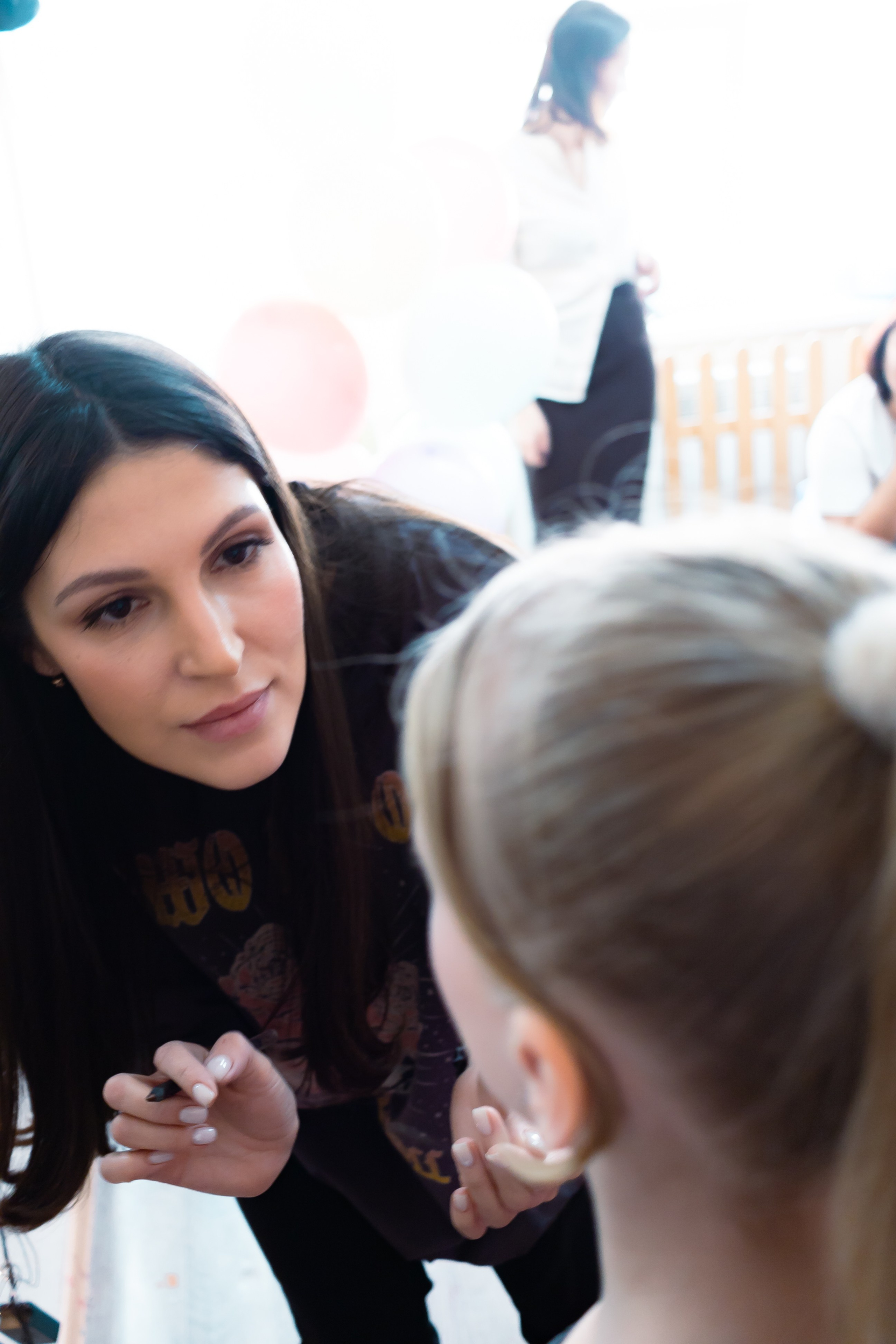 Мастер-класс макияжа на день рождения. Школа для девочек во Владивостоке — Само Совершенство