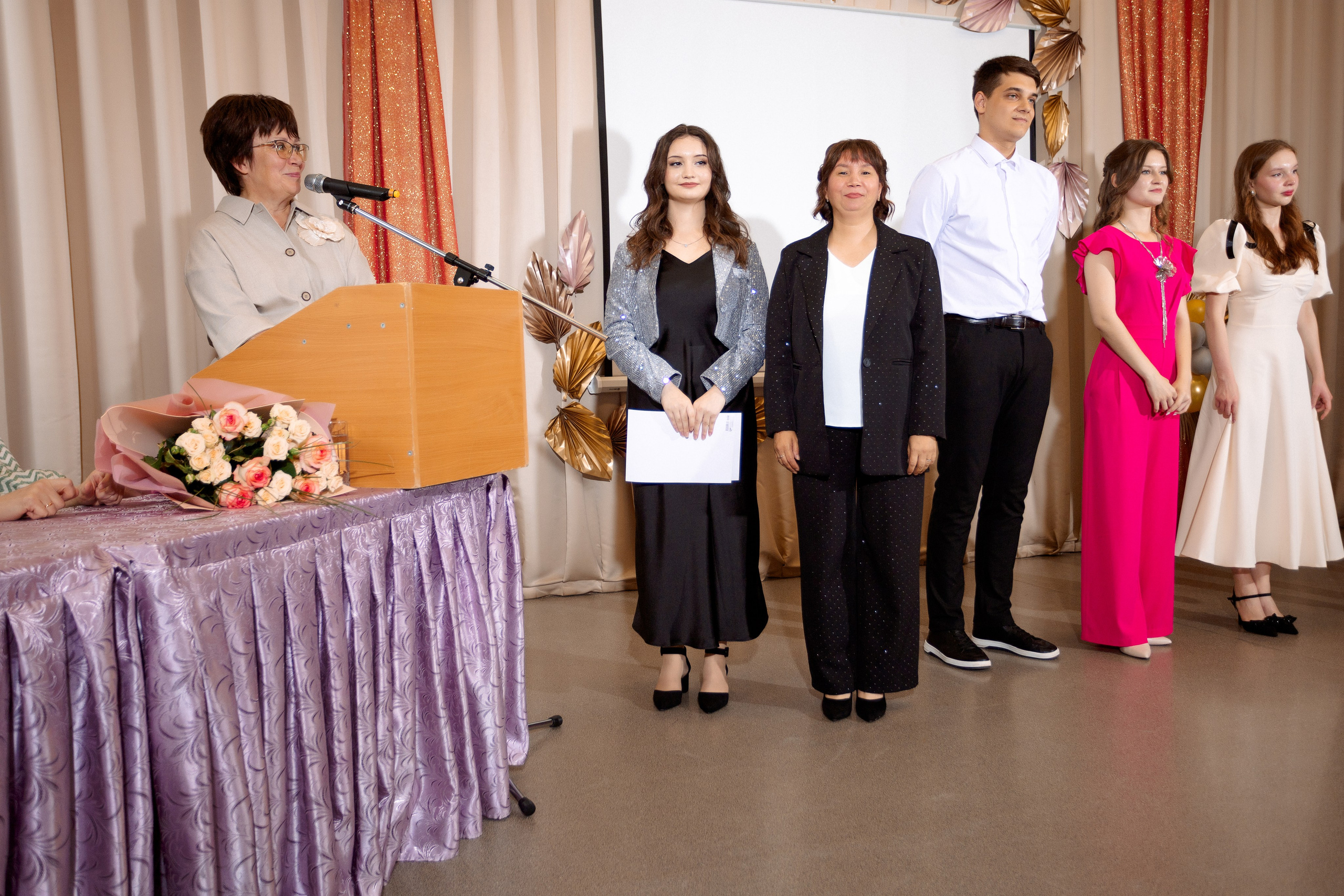 ВРУЧЕНИЕ АТТЕСТАТОВ: Пример. Все фото. Профессиональный фотограф в Ижевске Леша Петров