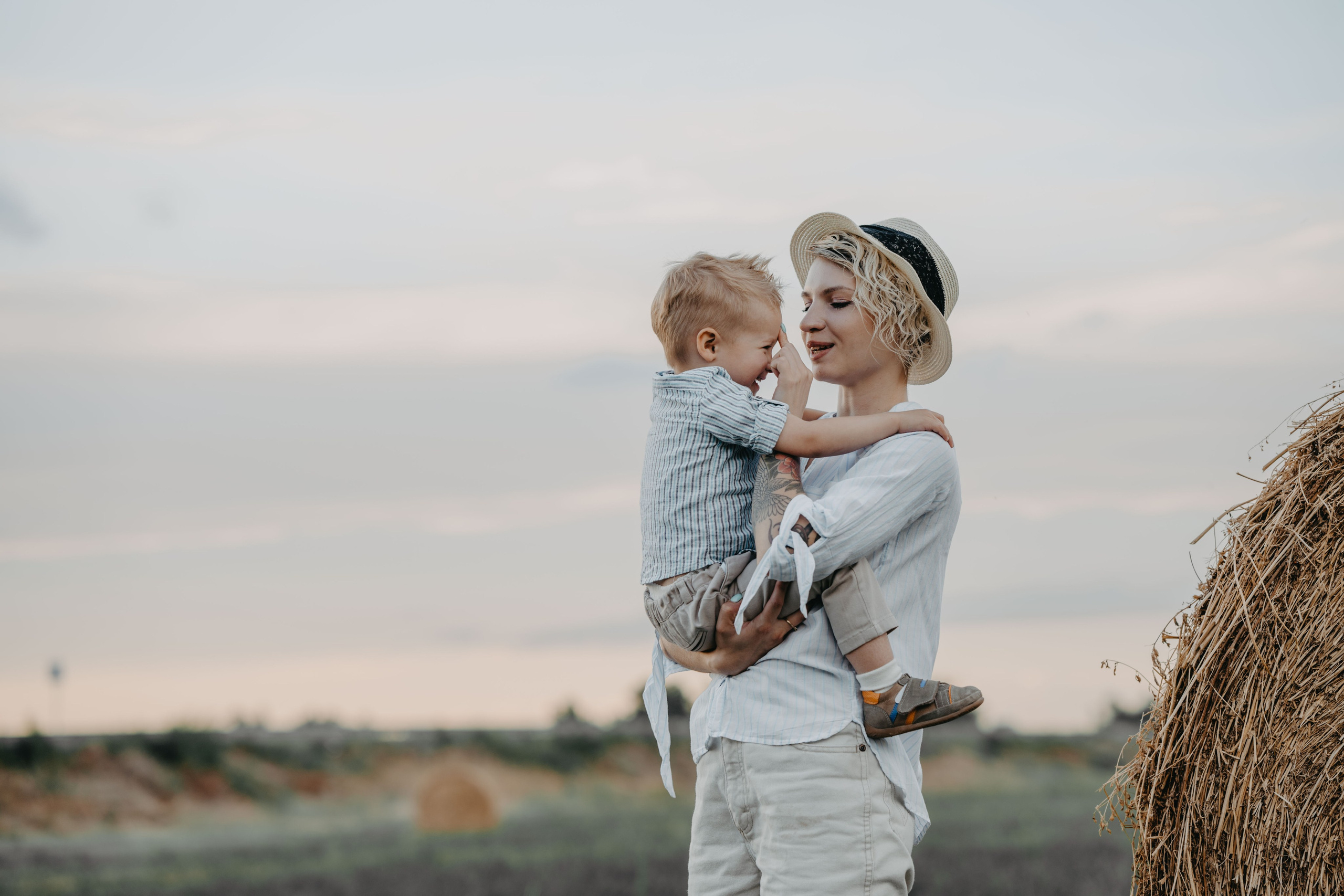 Дарья и Марк на закате. Семейный фотограф, женский фототерапевт