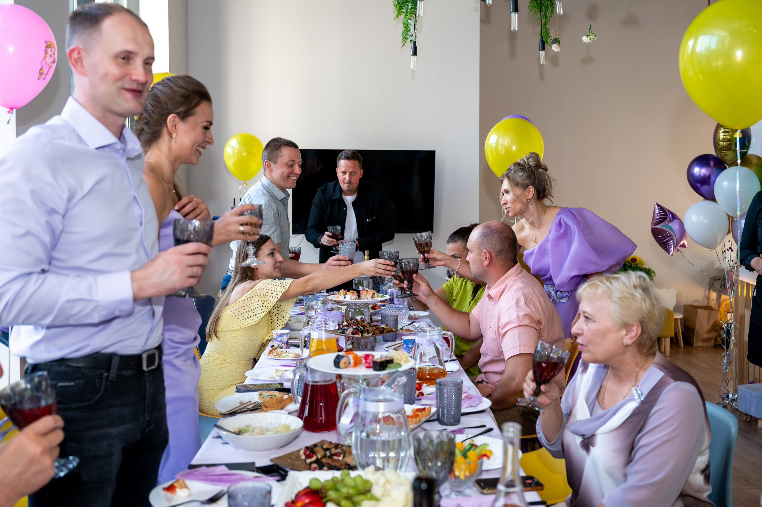 ДР в лофте с фокусником