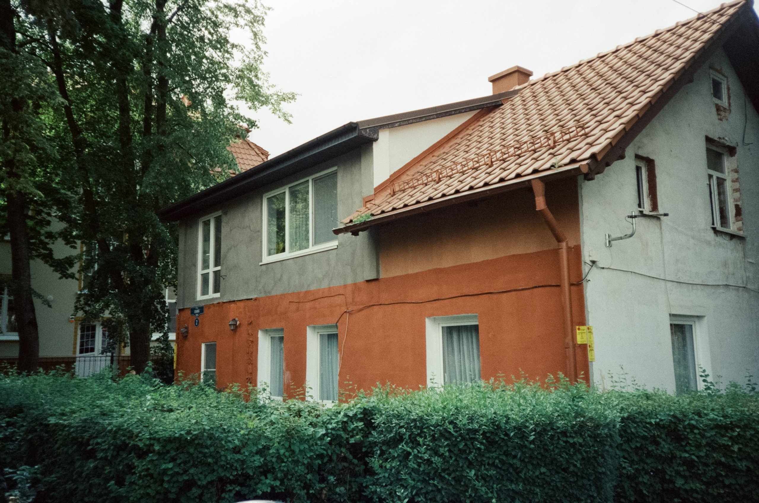 День в Зеленоградске. Суровая Балтика и пряничный кото-городок. Фотограф-документалист Мария Осокина