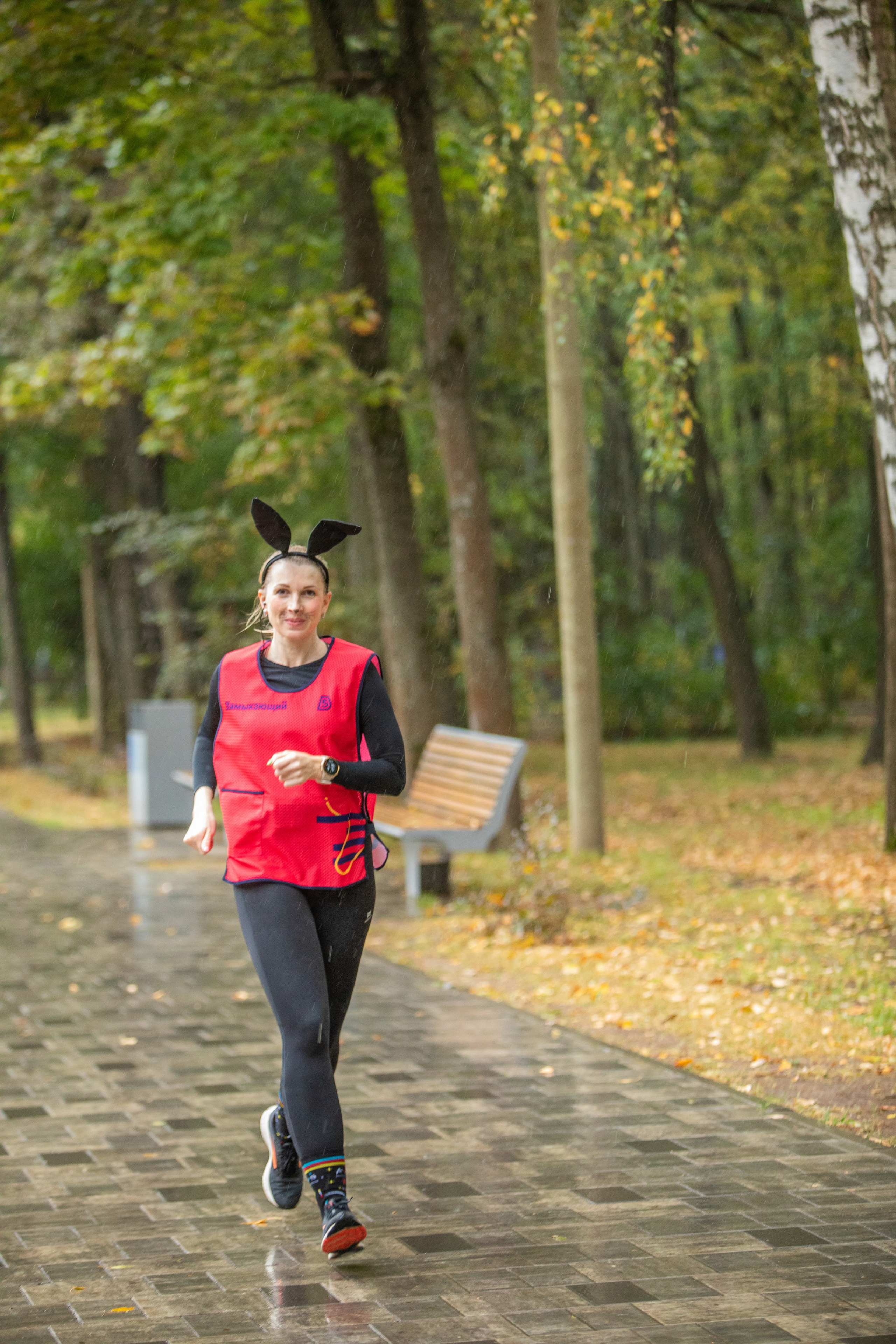 7 лет забегам 5 вёрст Химки 28.09.24. Фотограф Сергей Ловкий