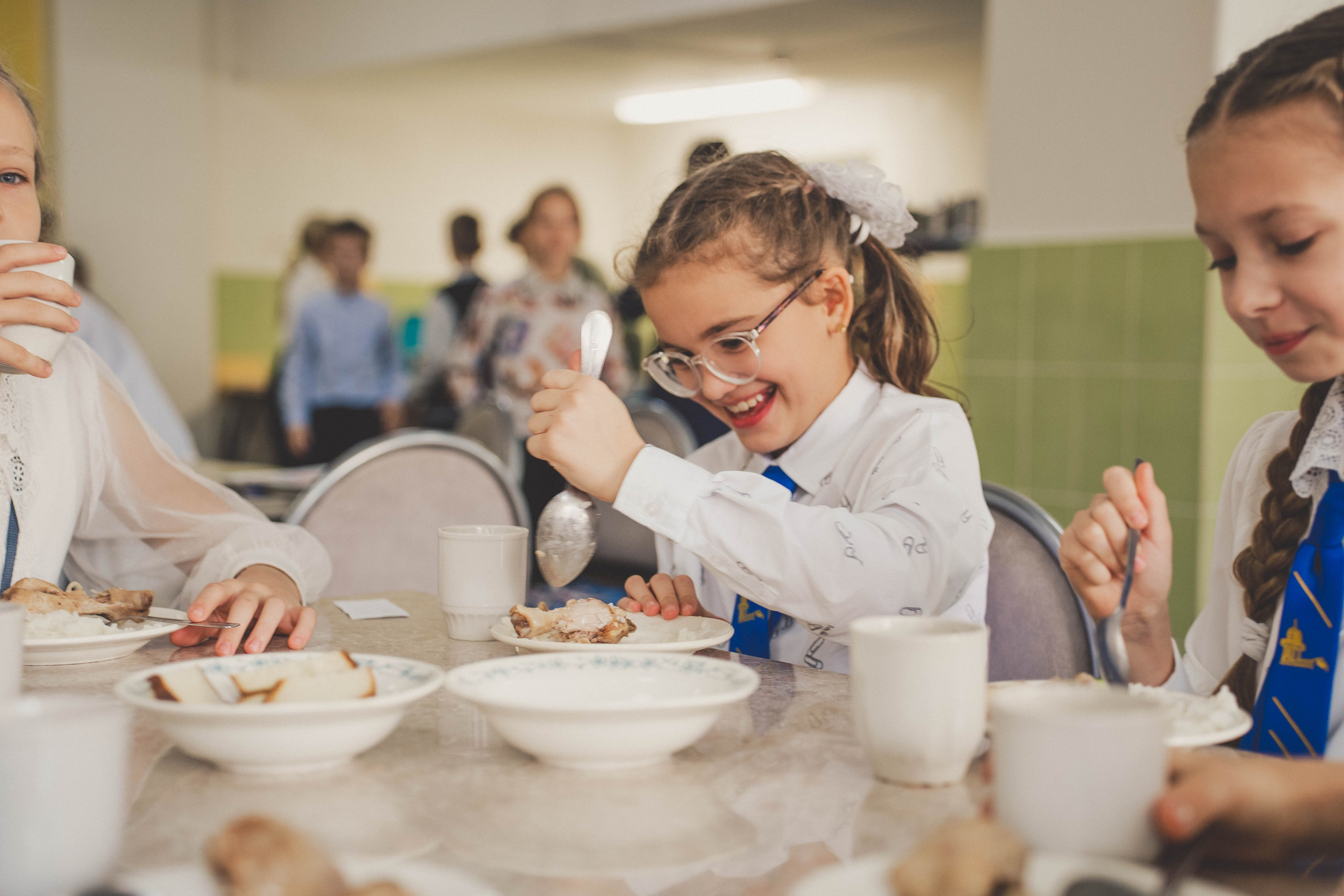 Классбук Гимназия 32 Иваново. Ирина Коновалова школьный фотограф. Выпускные альбомы Ярославль