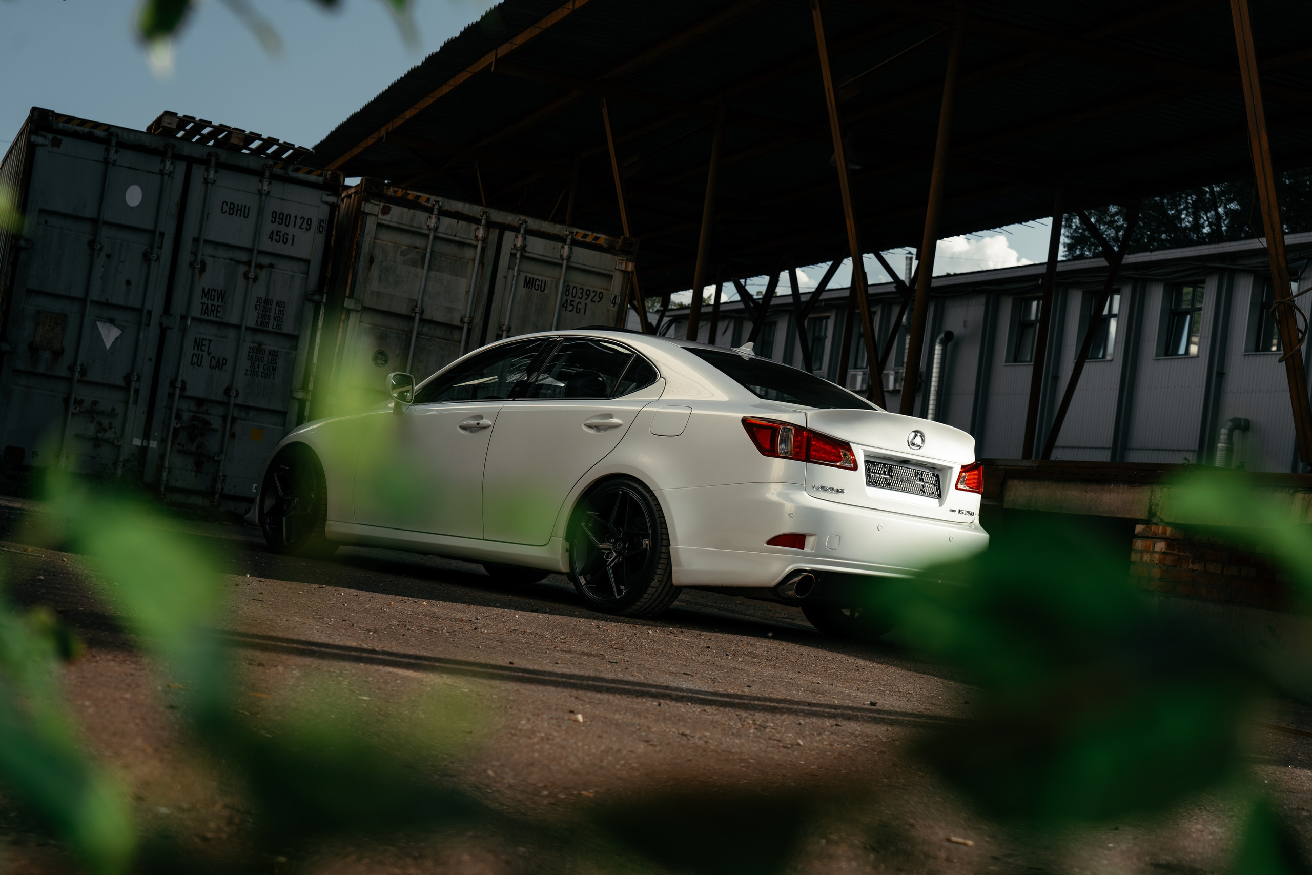Lexus is250 sd_mov. DeLorein