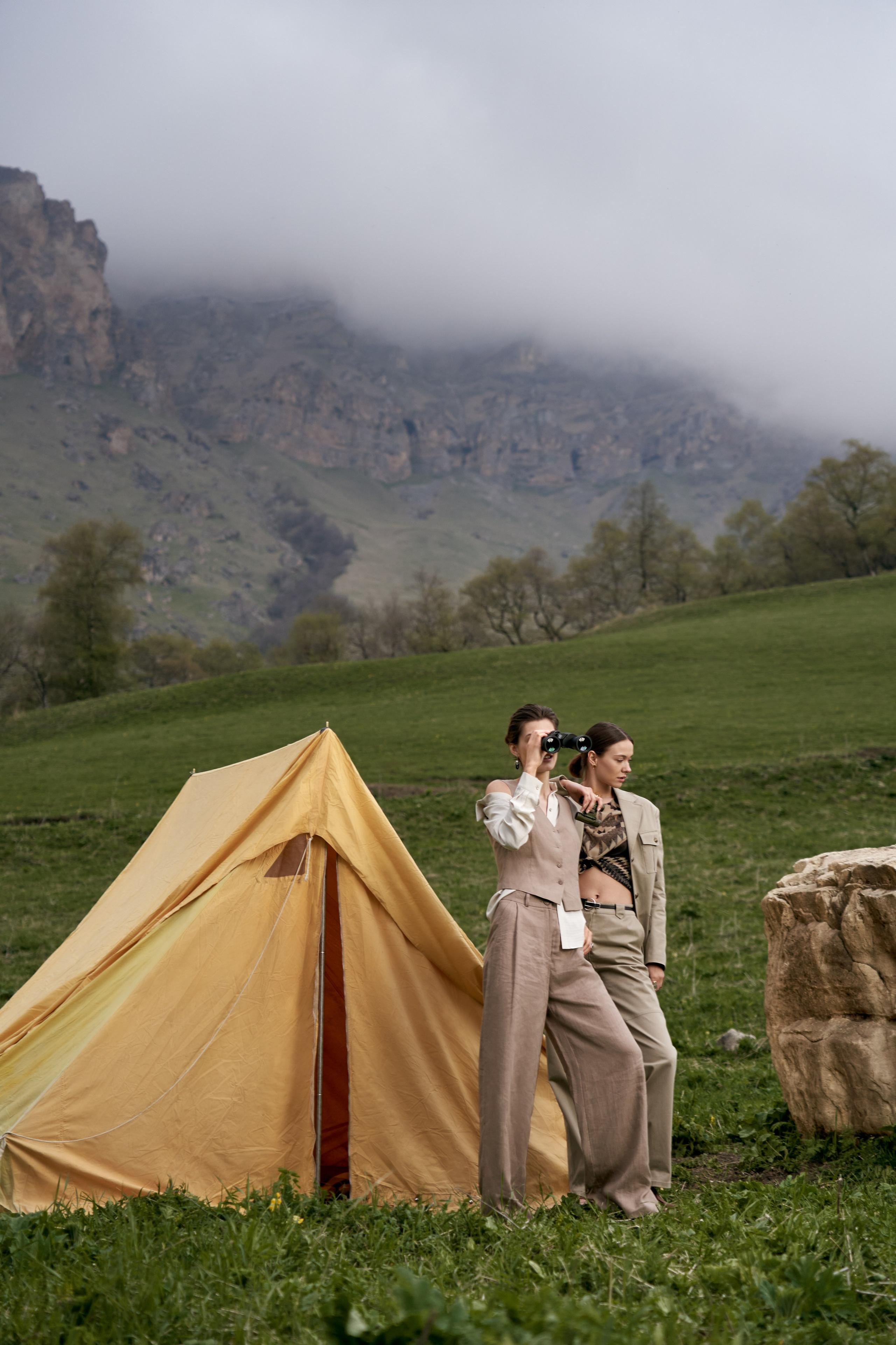 Summer story for local brands. Retoucher