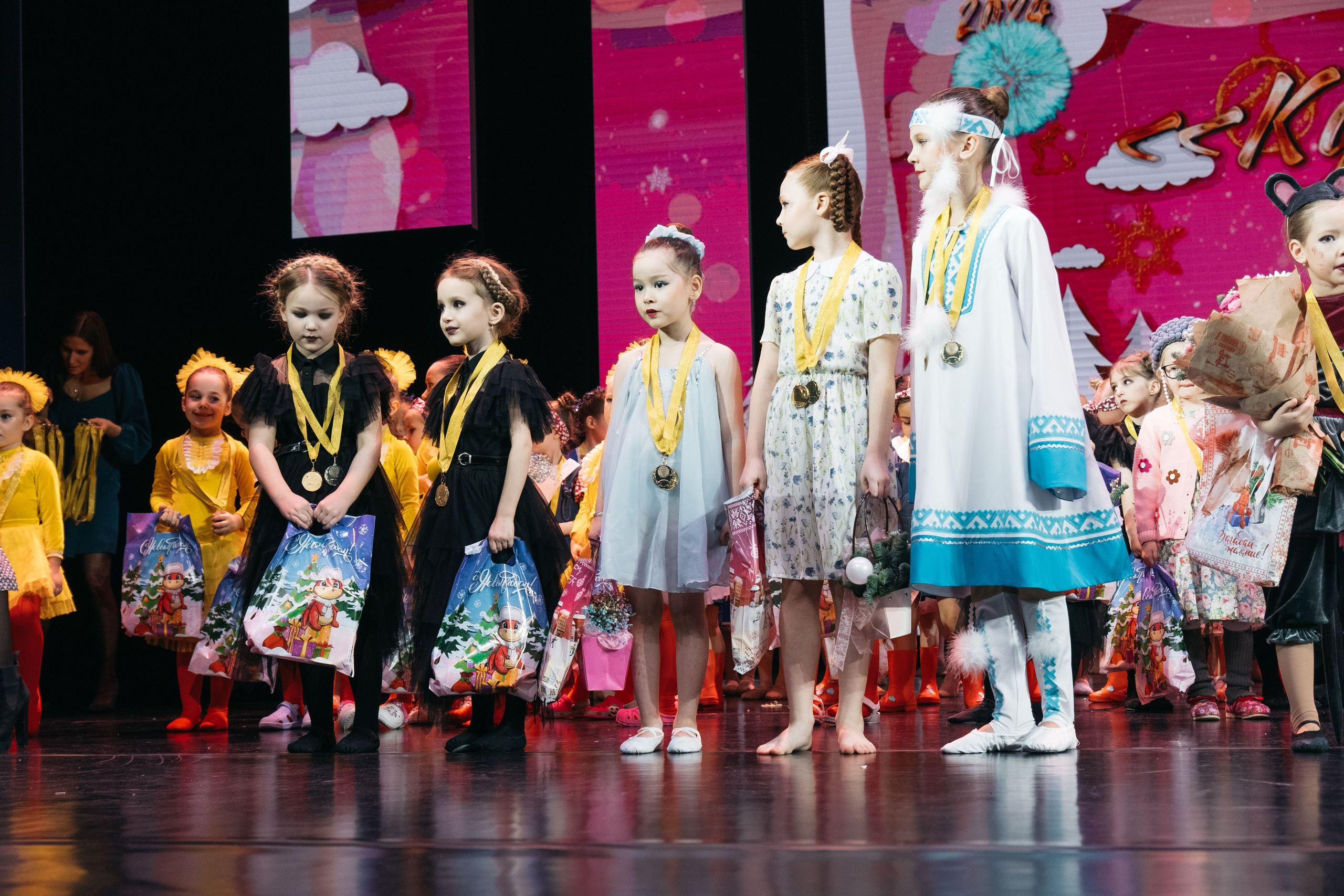 СурГУ 23.12.23. Репортажный и свадебный фотограф в Сургуте