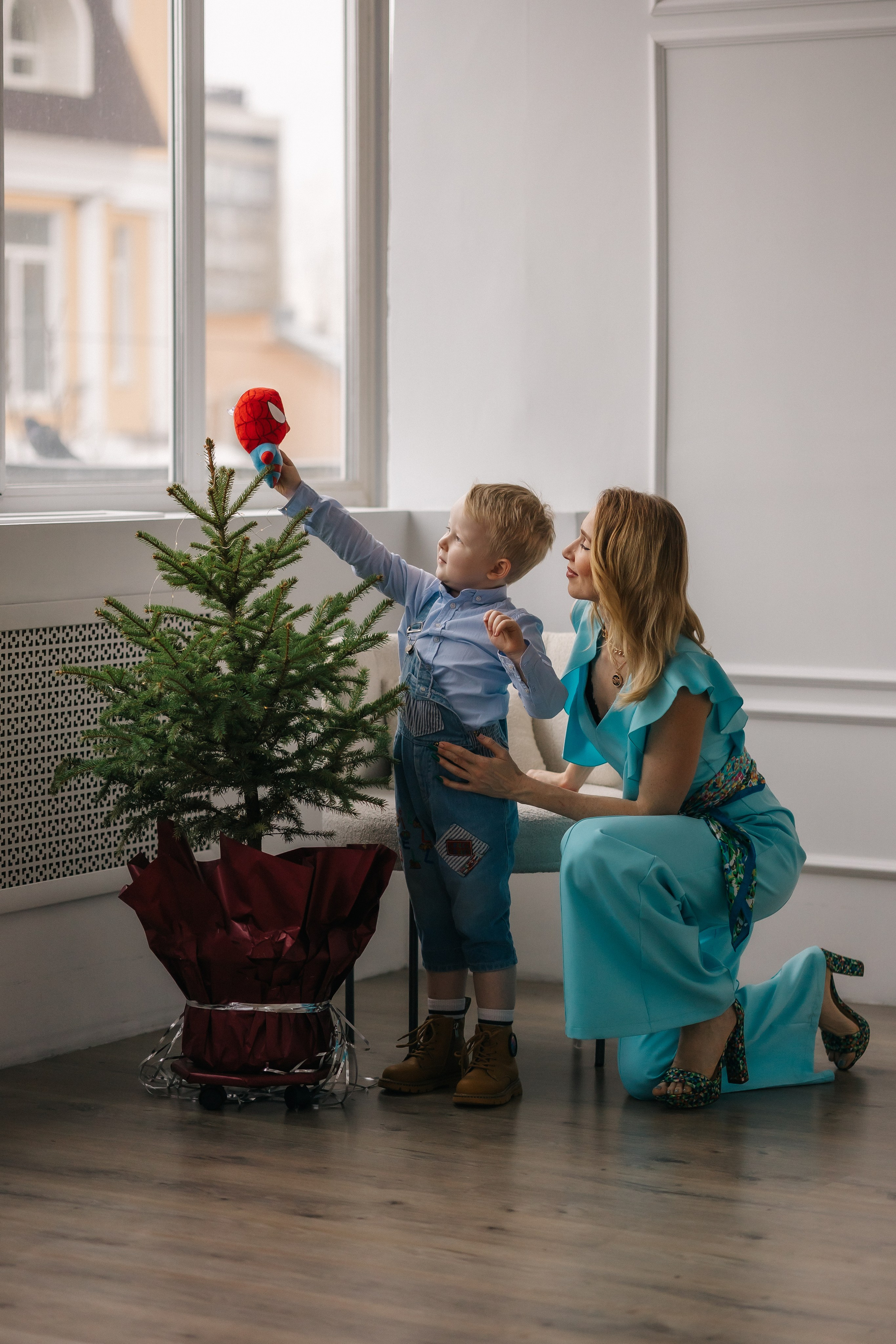 Новогодняя в iso. СЕМЕЙНЫЙ ФОТОГРАФ В САРАТОВЕ