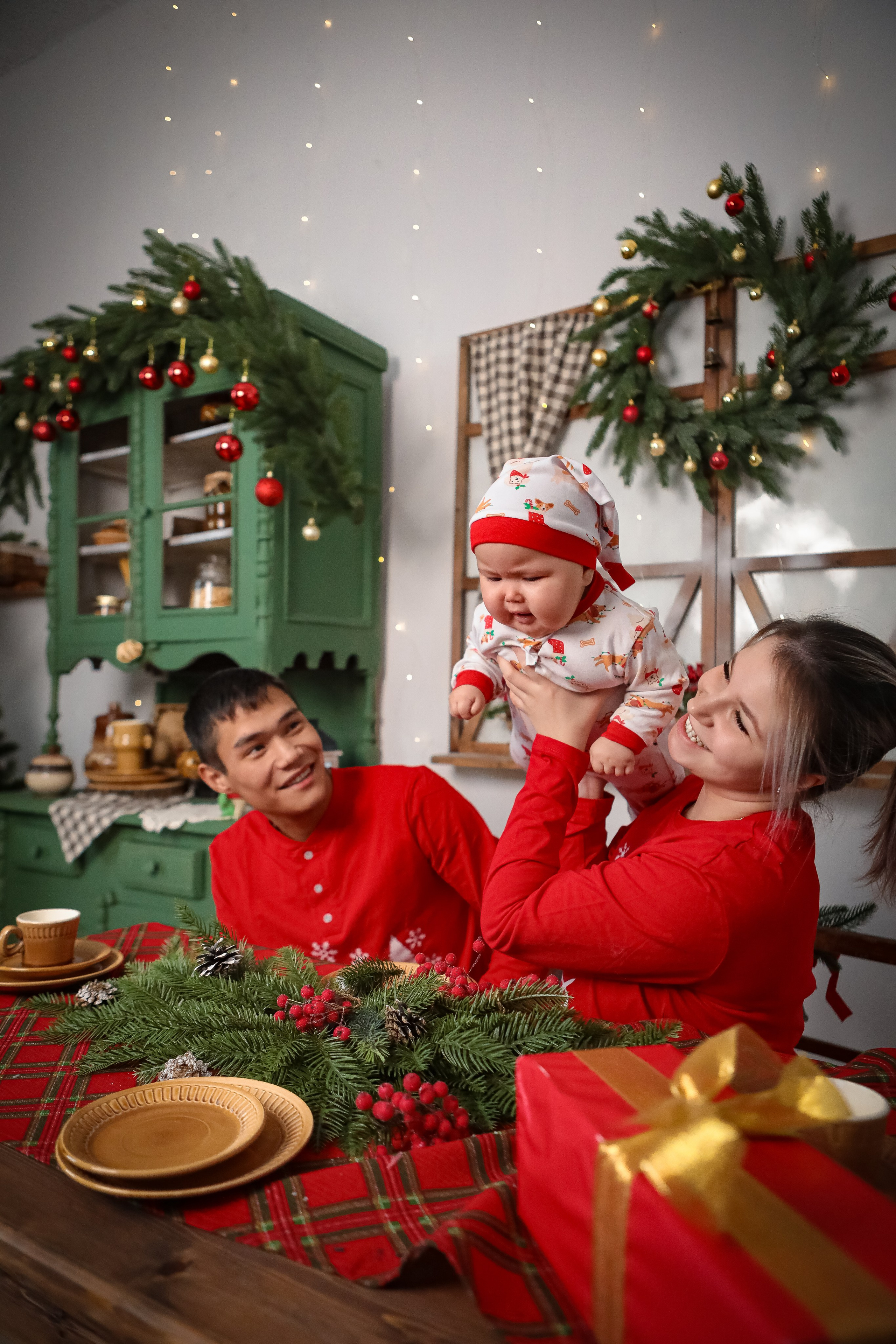 НОВОГОДНИЕ ФОТОСЕССИИ 2025-2026. Фотограф г. Хабаровск. Семейные и индивидуальные съёмки