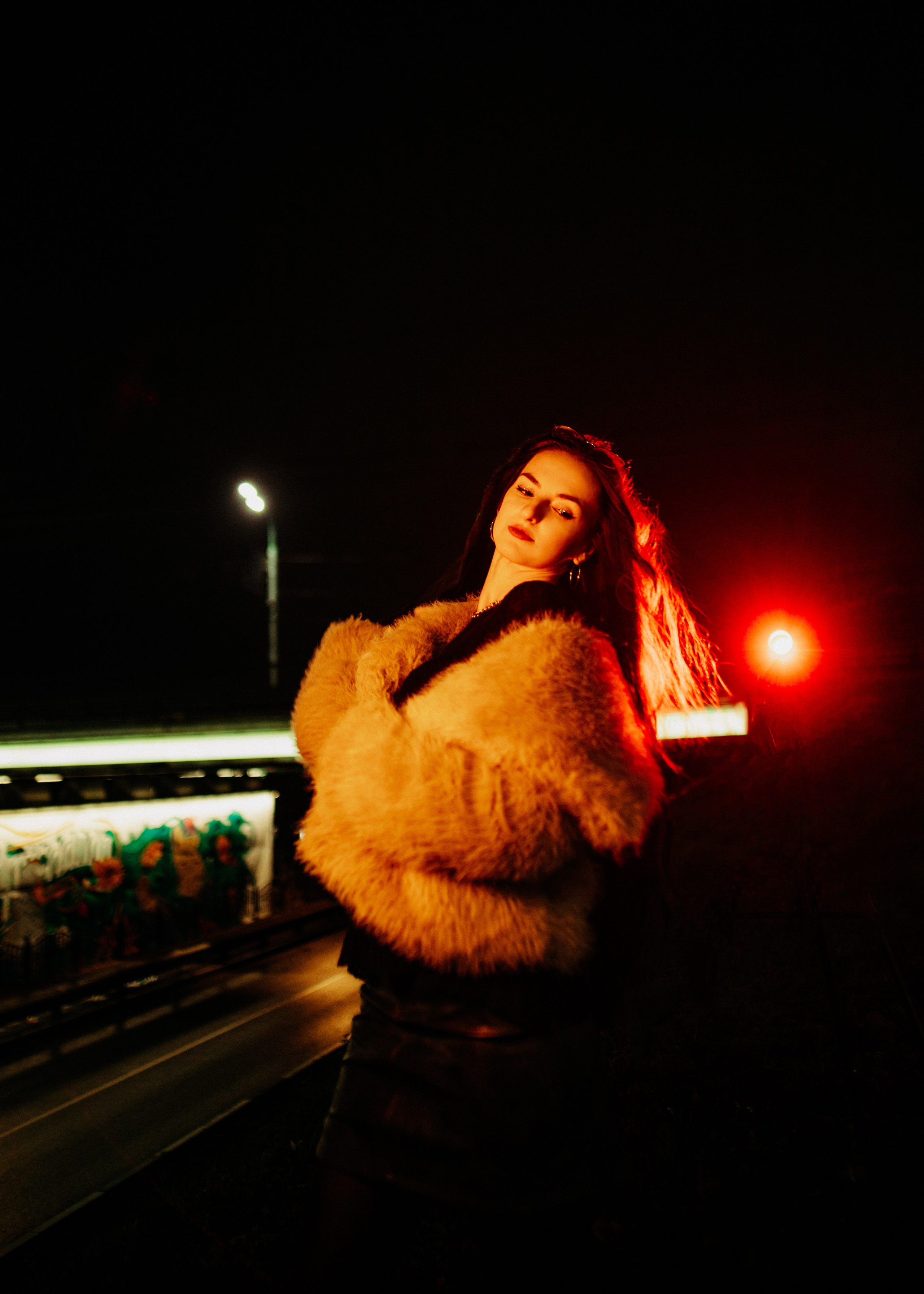 Night my. Sun Betty — кинофотограф Элизабет