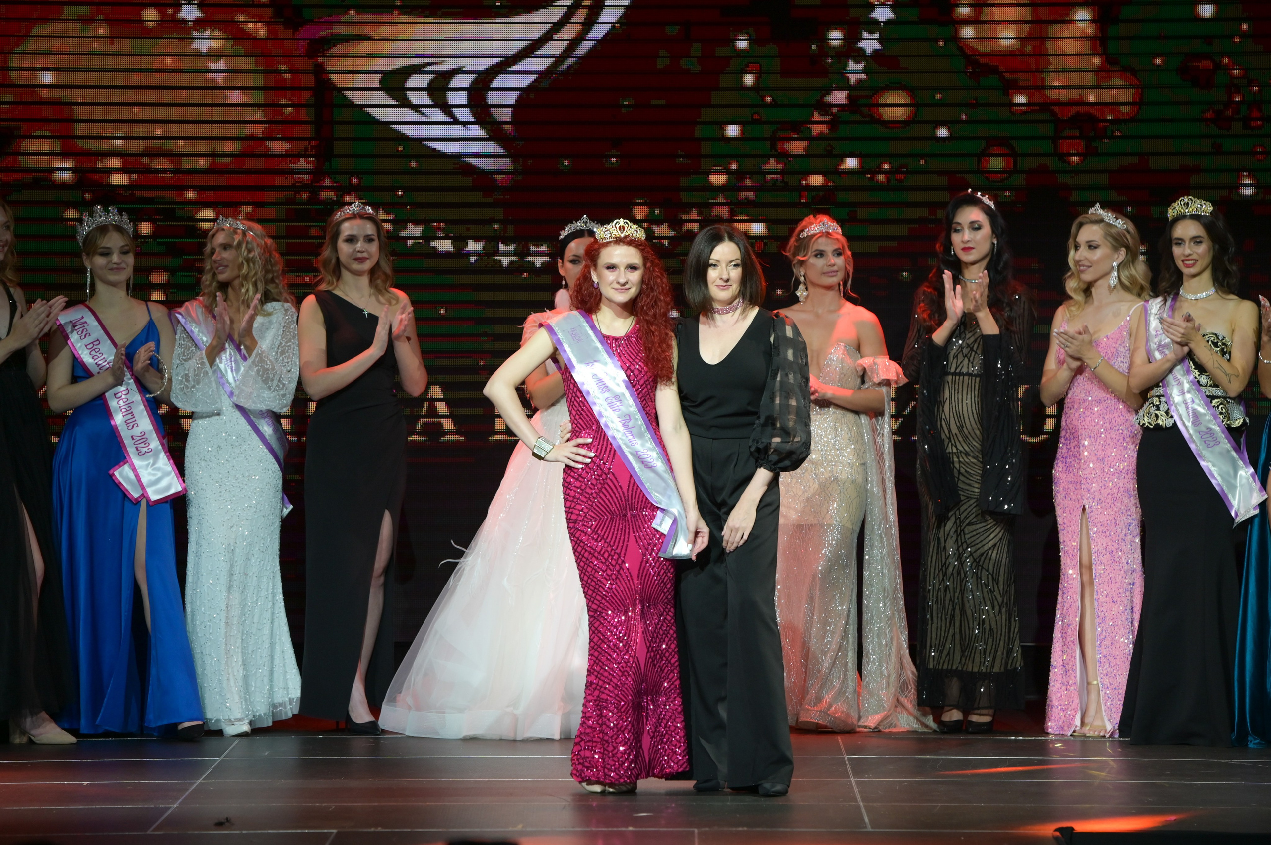 Фотографии с конкурса красоты. Фотоуслуги, услуги фотографа, фотографирование важных событий