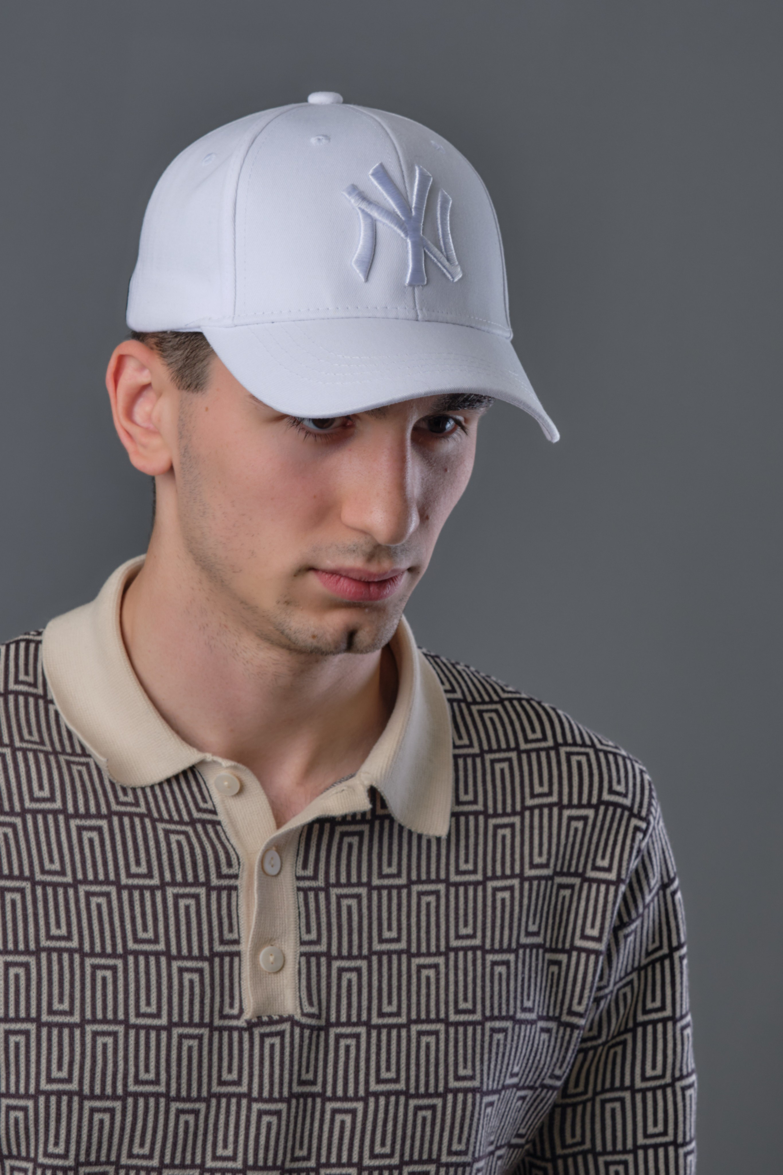 Кепки. Предметный фотограф в Краснодаре