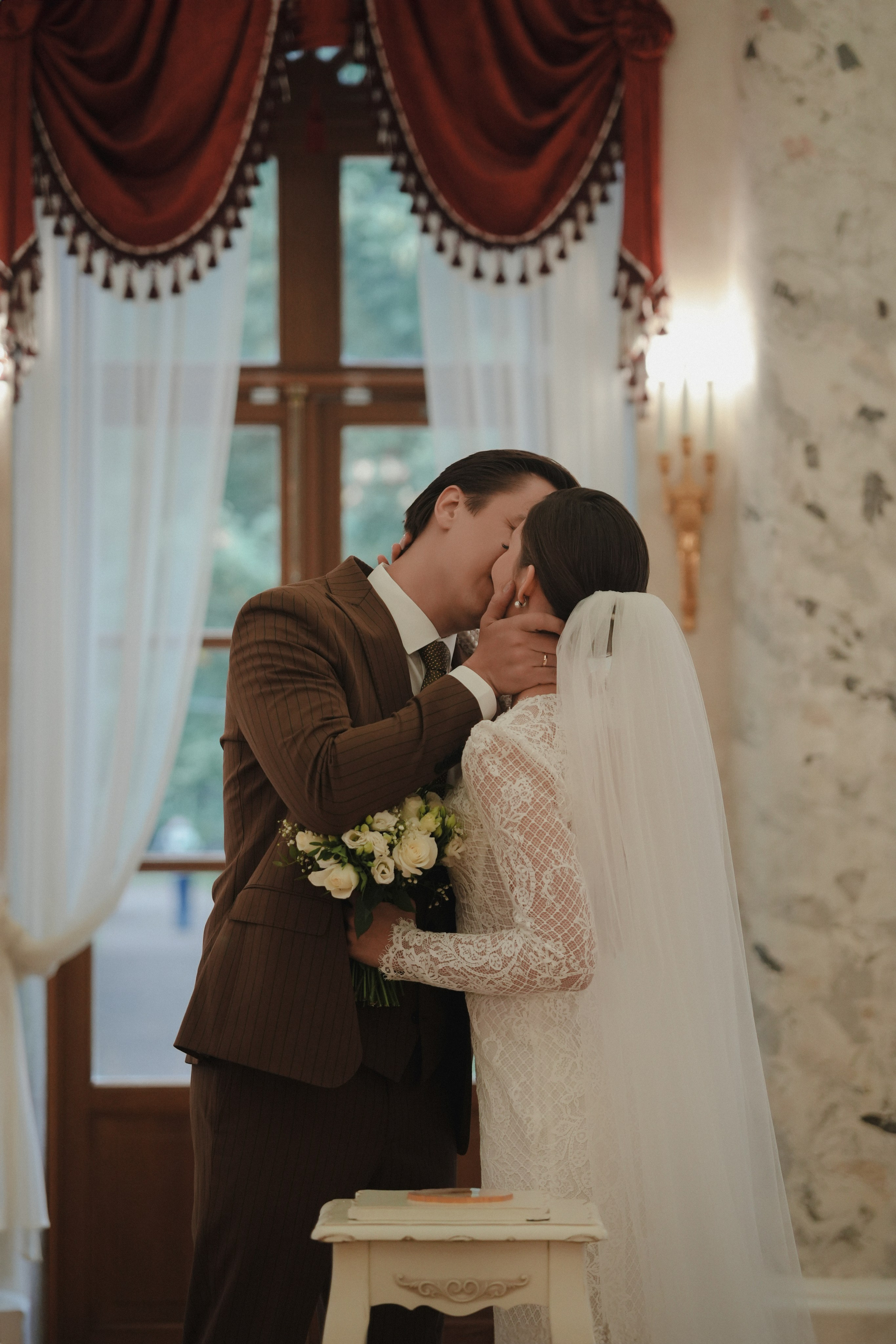 Динар и Анна