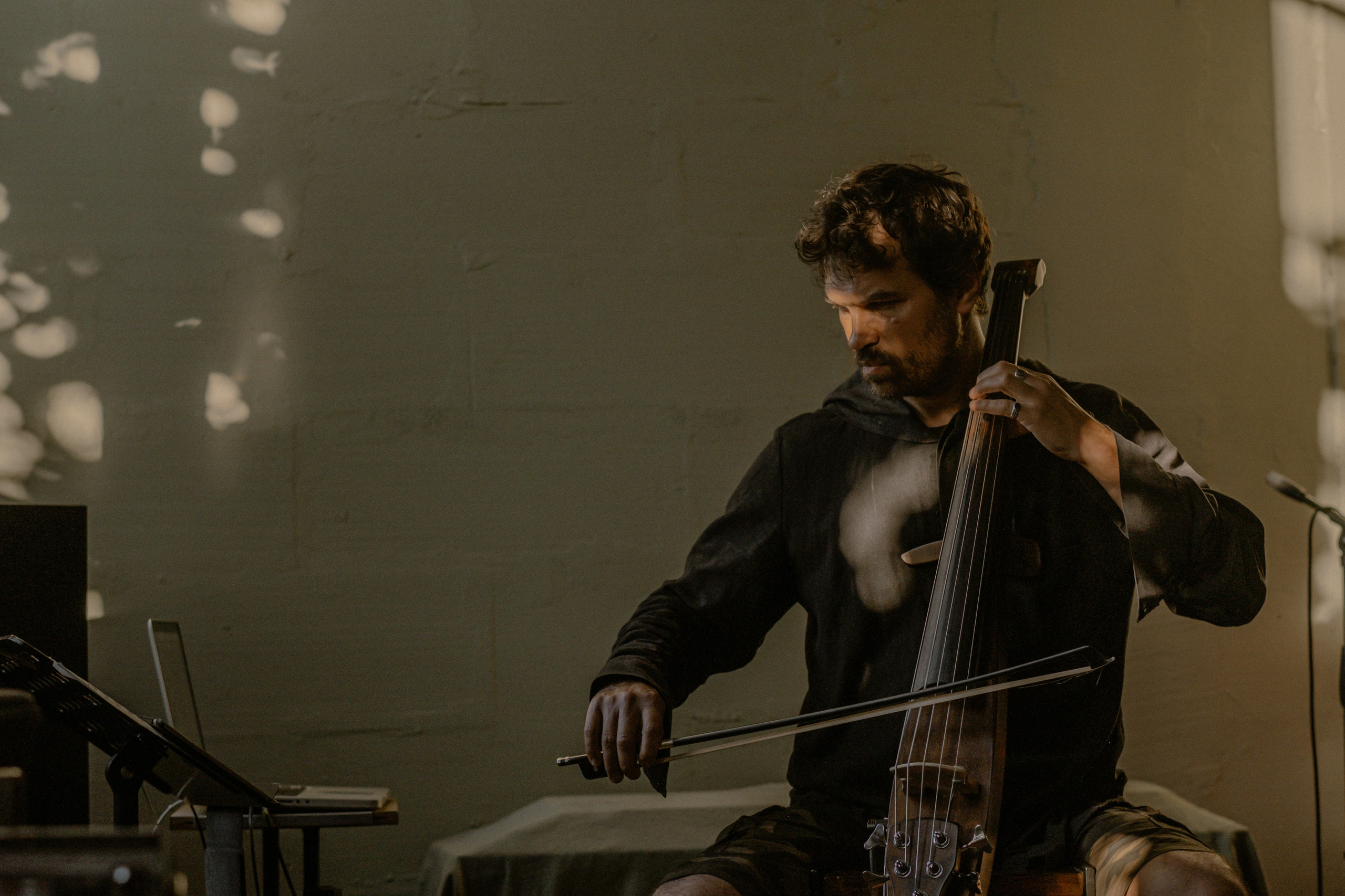 PERSONA. звуко-видео терапия