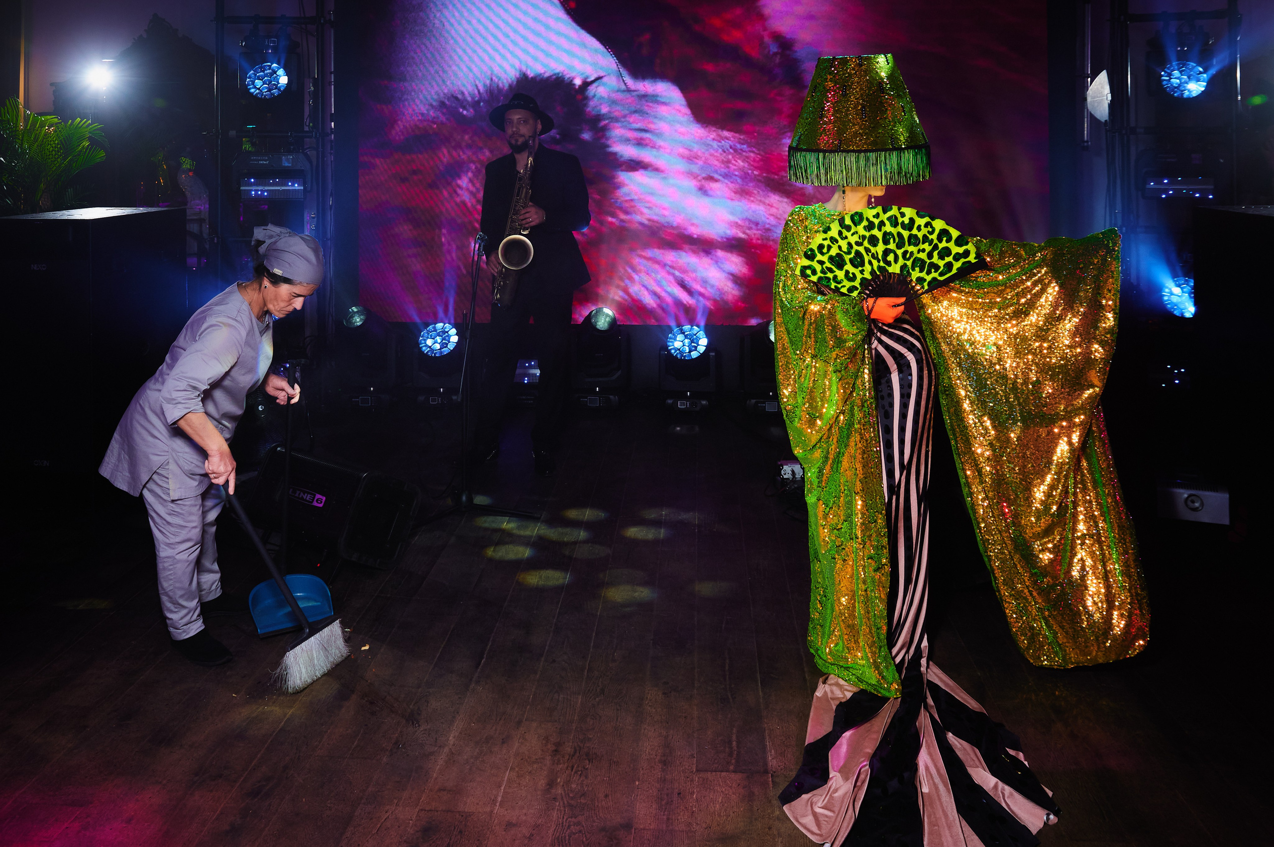 Человек-Торшер