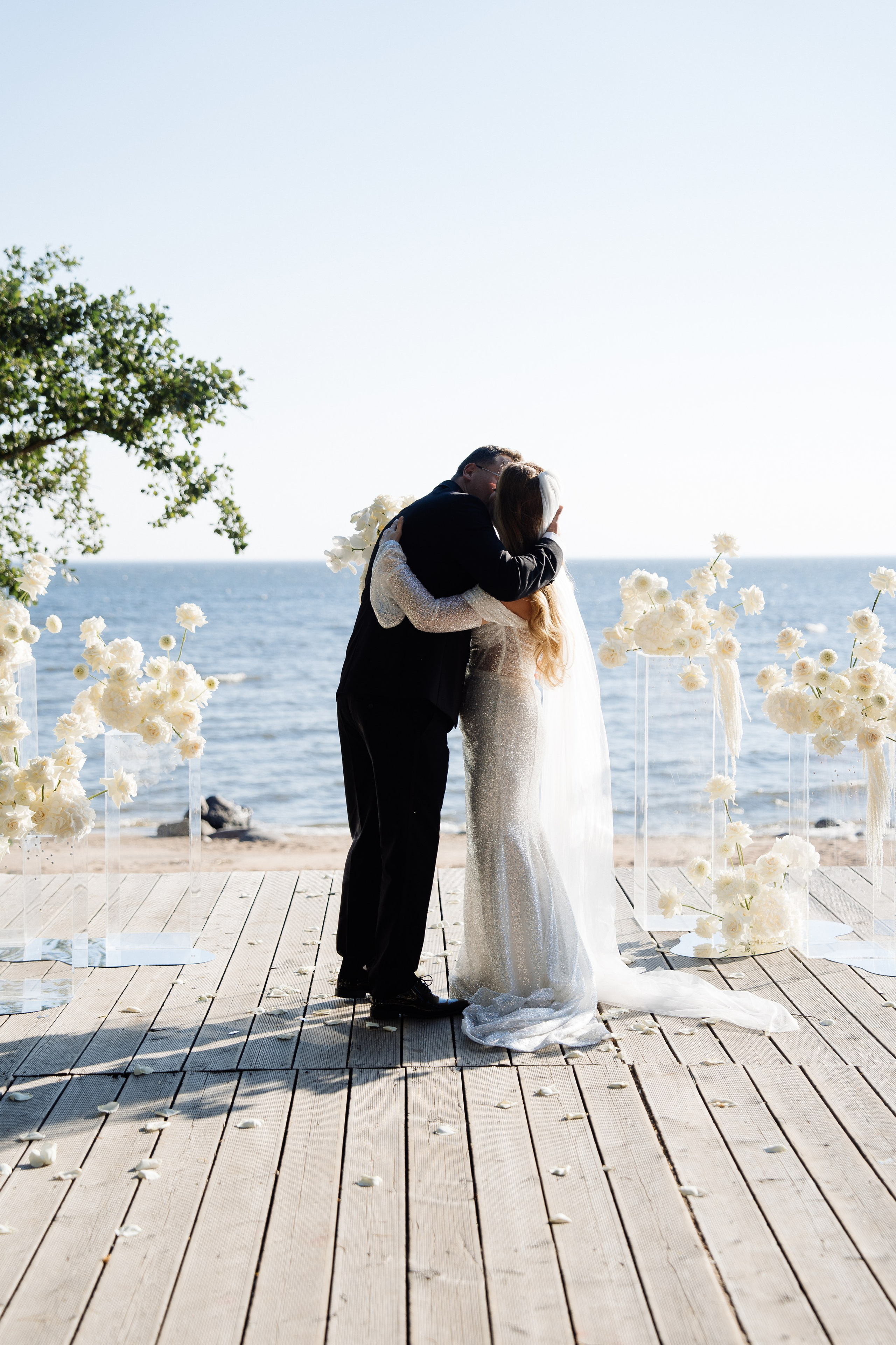 Свадьба в русской рыбалке. Свадебный фотограф организатор в Санкт-Петербурге Ассоль Опарина