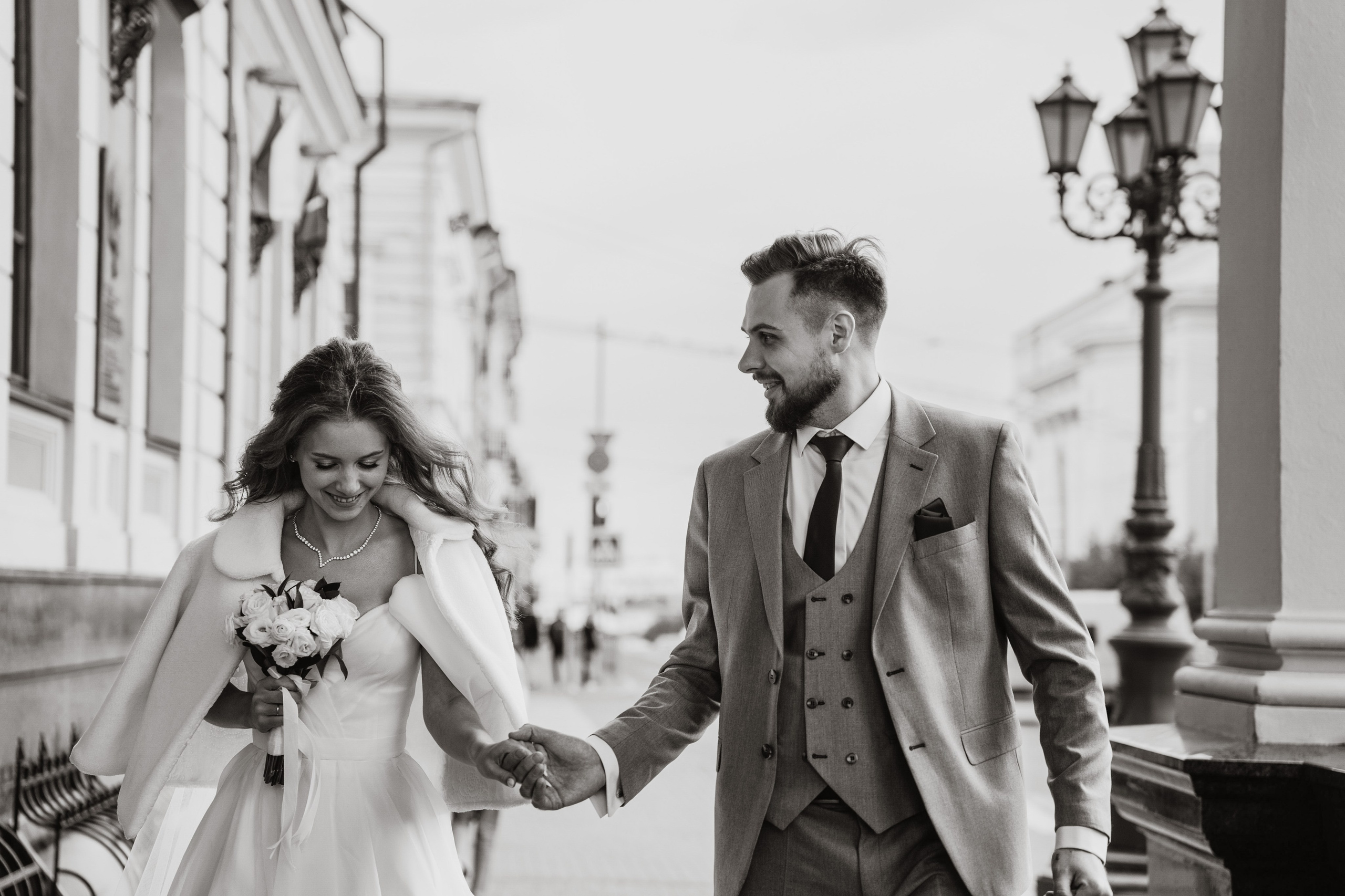 идея для зимней свадебной фотосессии, зимний образ на свадьбу, свадебный фотограф Казань