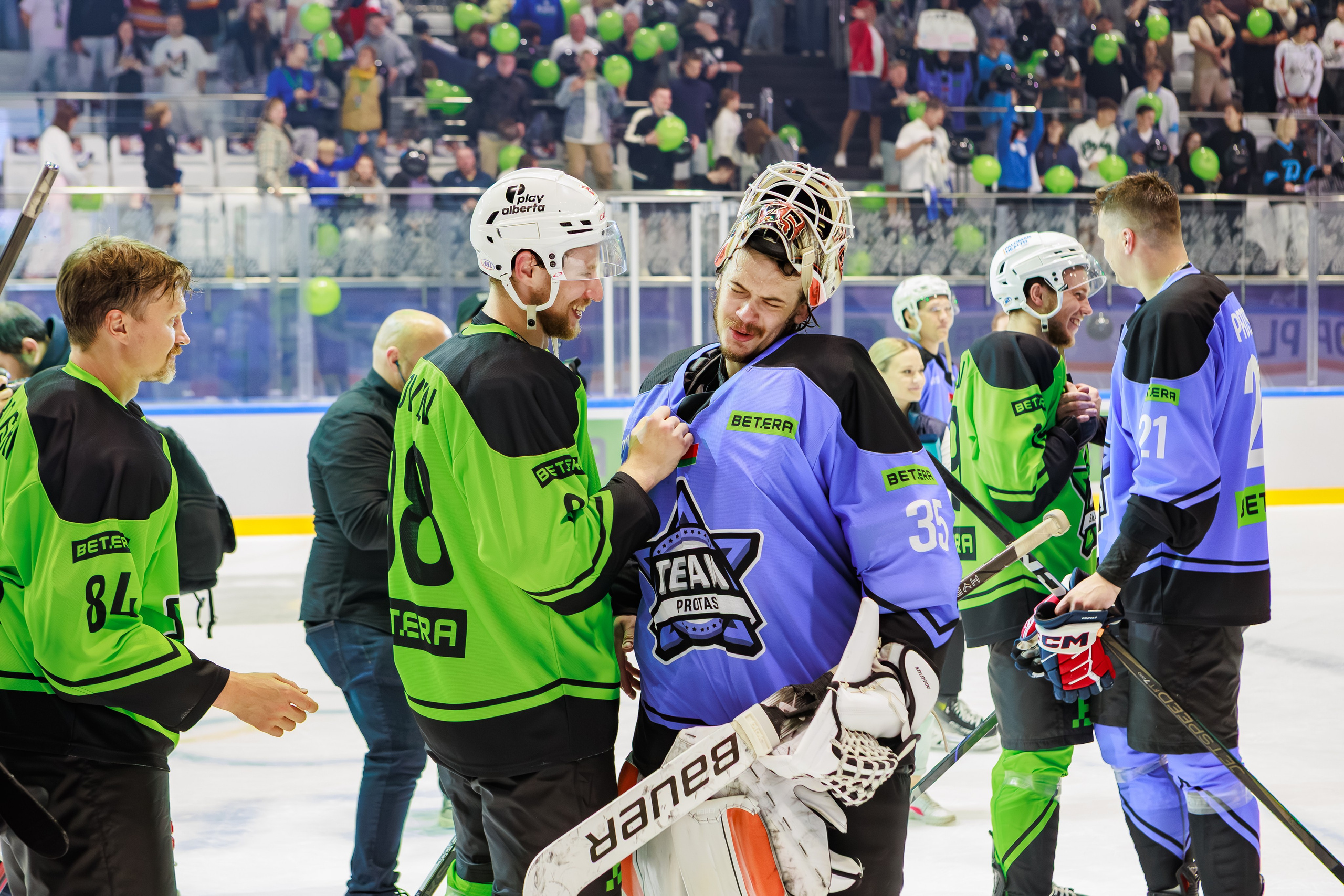 Благотворительный хоккейный матч BETERA. Репортажный фотограф Минск ❘ Костецкий Илья ❘ Беларусь