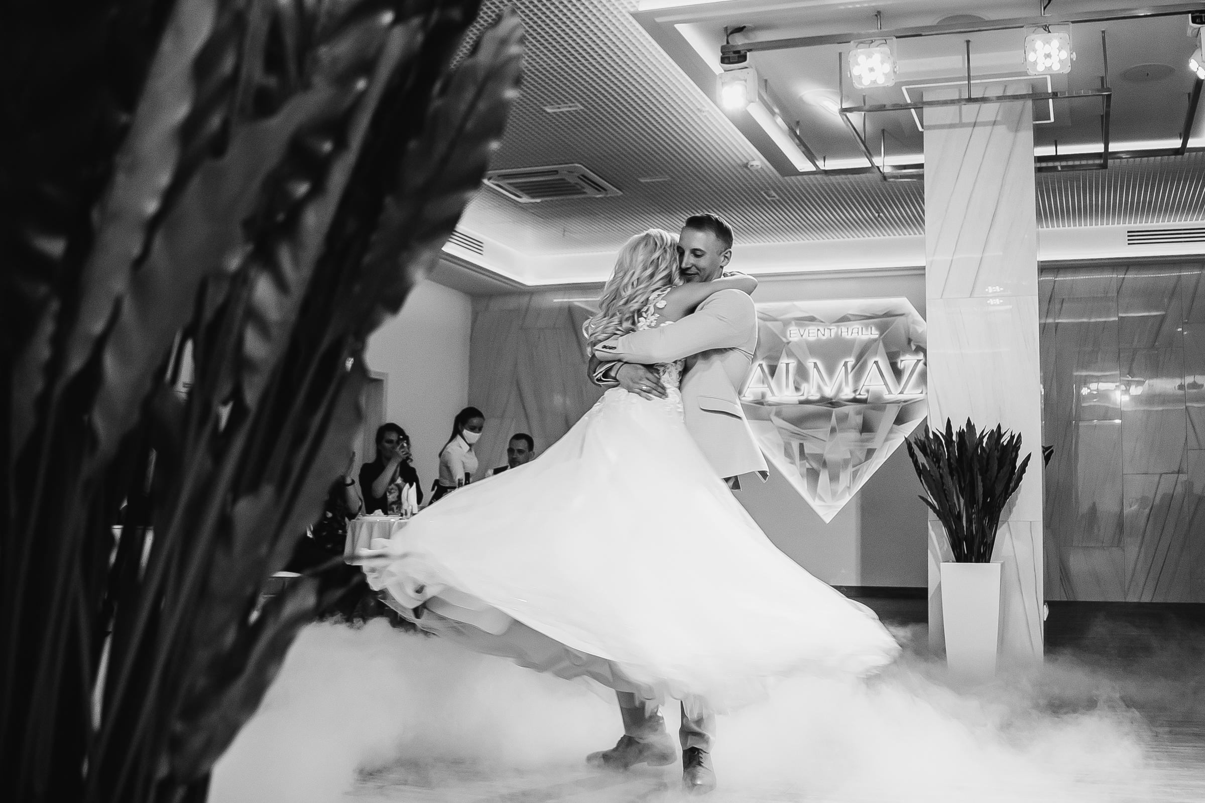 Игорь & Виктория. Свадебный и семейный фотограф в Кирове, Малых Никита