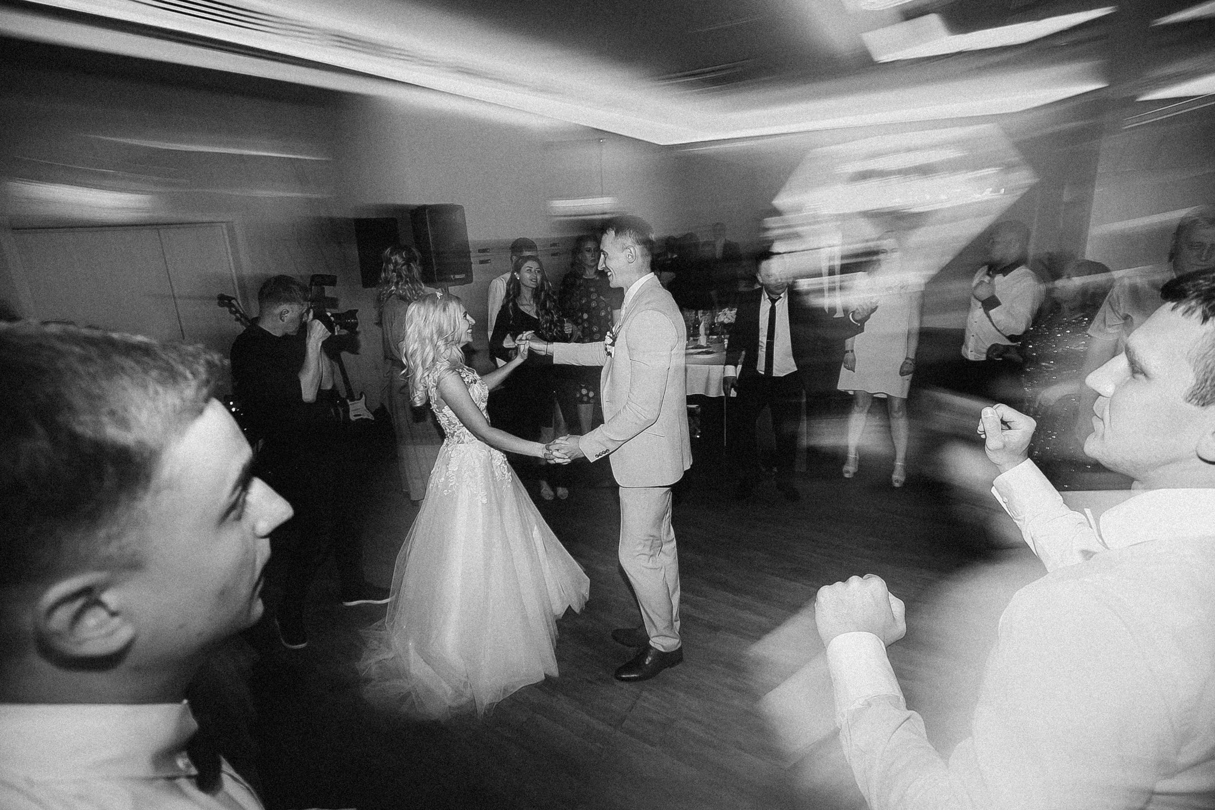 Игорь & Виктория. Свадебный и семейный фотограф в Кирове, Малых Никита