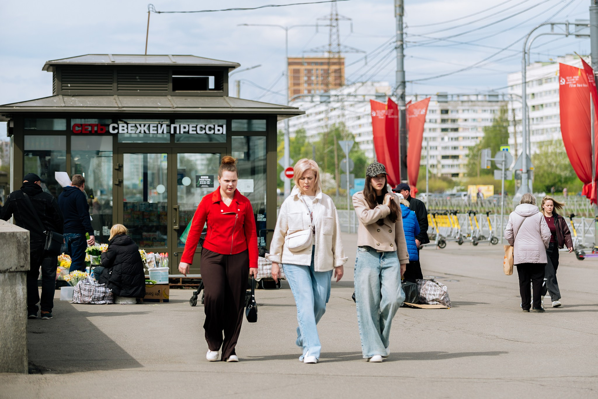 Уличная съёмка. Май 26. Репортажный фотограф в Санкт-Петербурге Анастасия Клёпова
