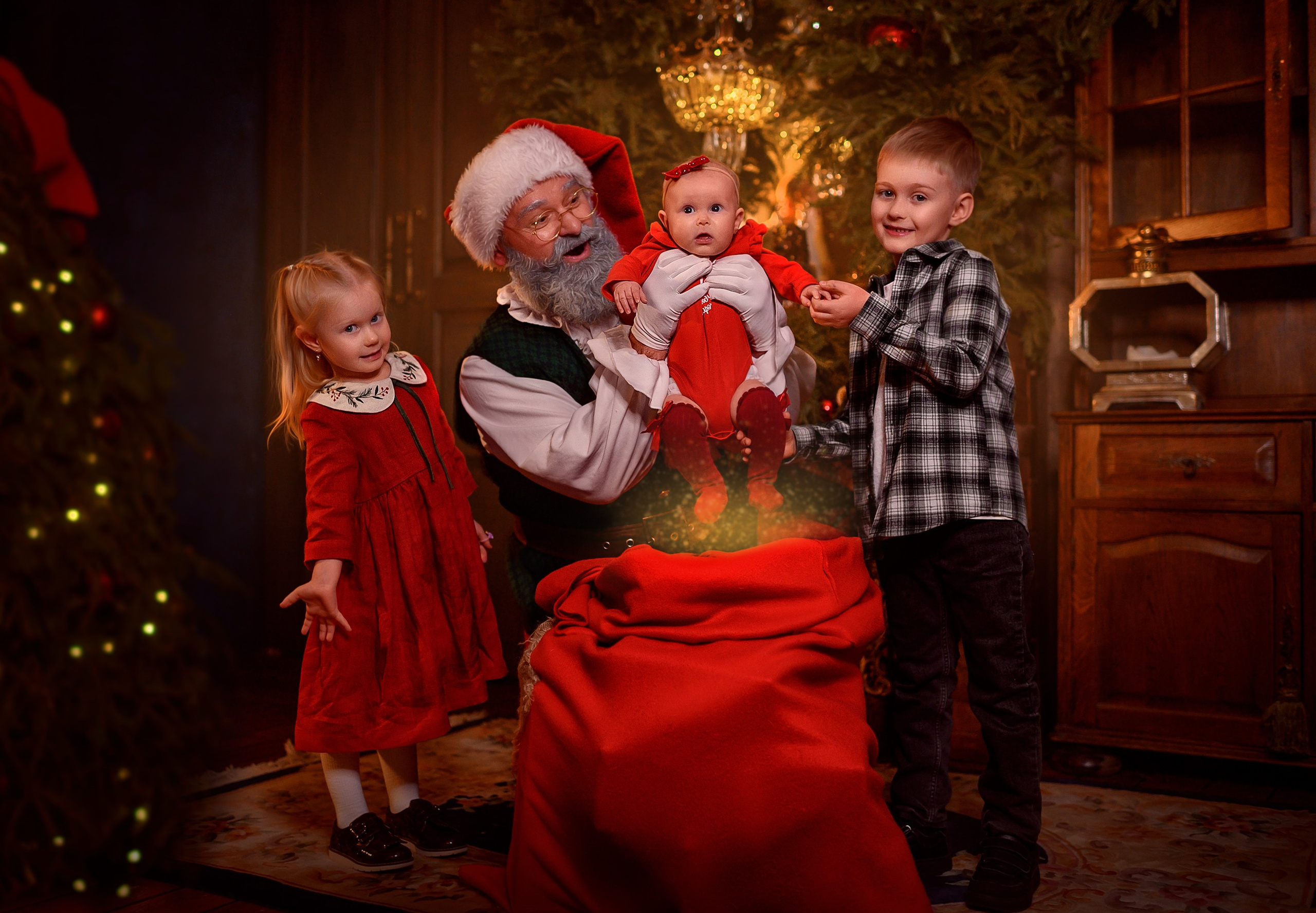 САНТА В АДМИРАЛТЕЙШЕН. Семейный фотограф Екатеринбург Лора Мур