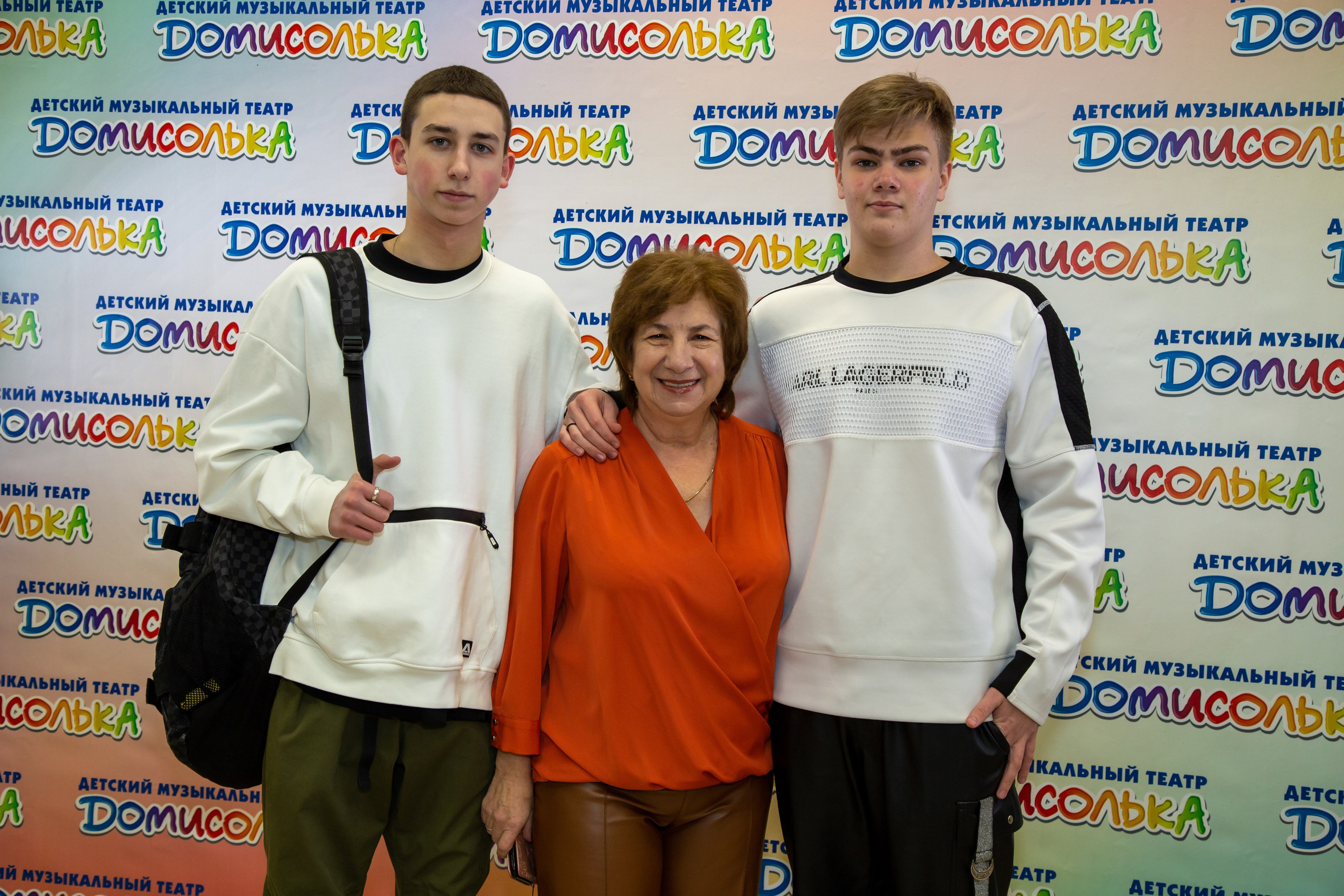 Репортажная съёмка для Домисольки на новый год. «Студия DRONAVT`s» — видеосъёмка и фотография г. Москва