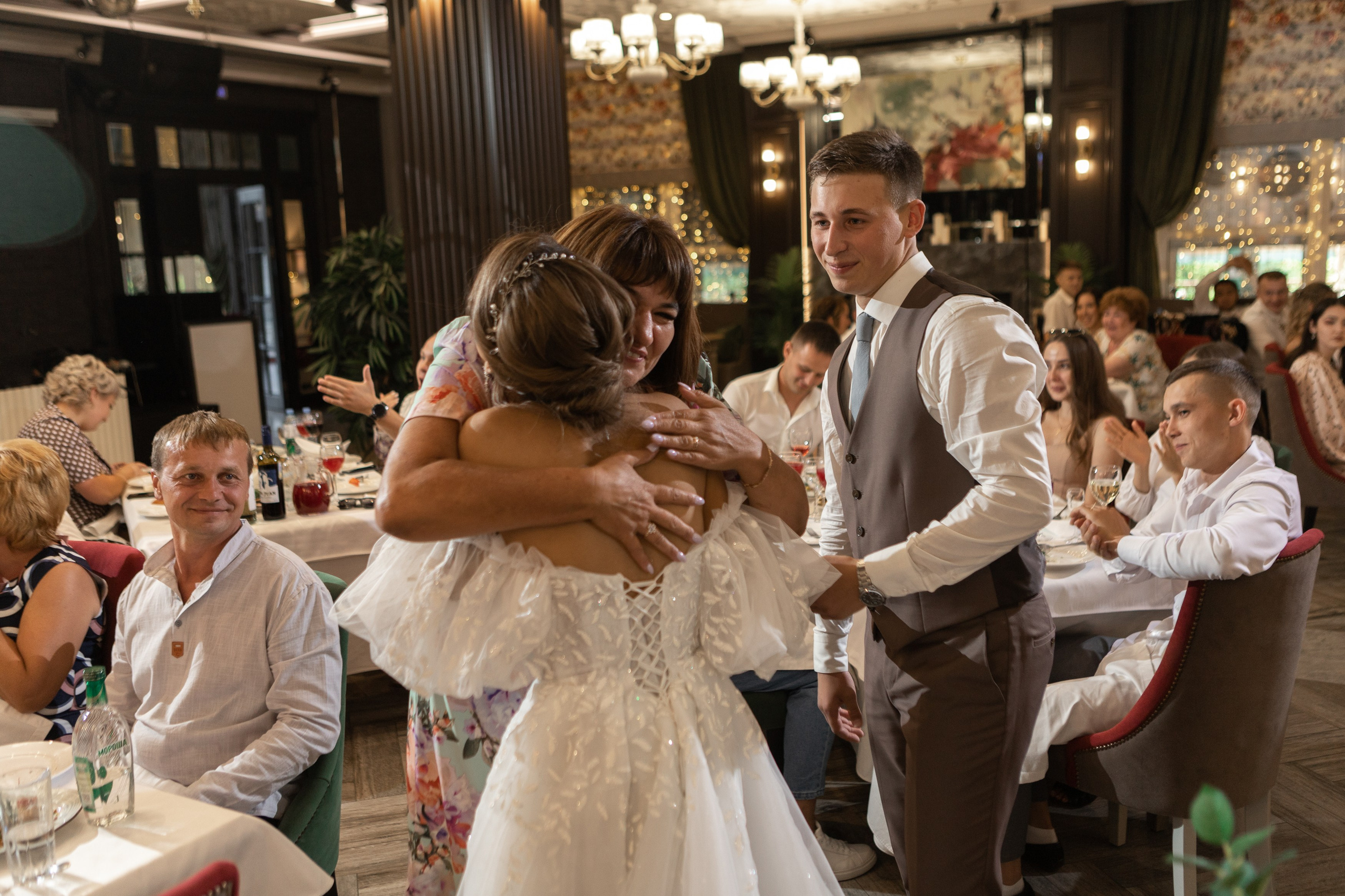 Свадебный фотограф Уфа — Руслан ГабдлисламовЖивые эмоции, красивые кадры, воспоминания на всю жизнь.Работаю по всей Республике Башкортоста. Свадебный фотограф Уфа Руслан Габдлисламов