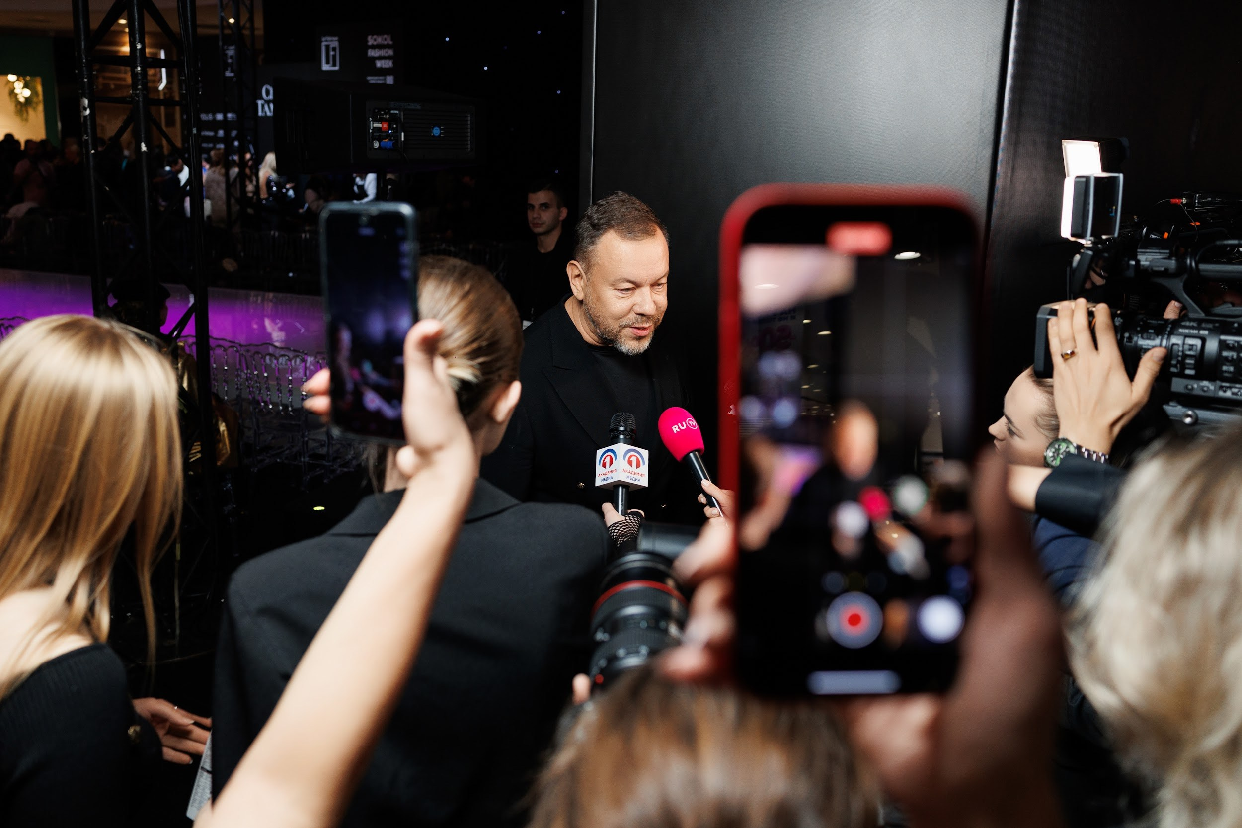 Sokol Fashion Week 2023. Kirillova Studio — мастерская декора и событий Юли Кирилловой