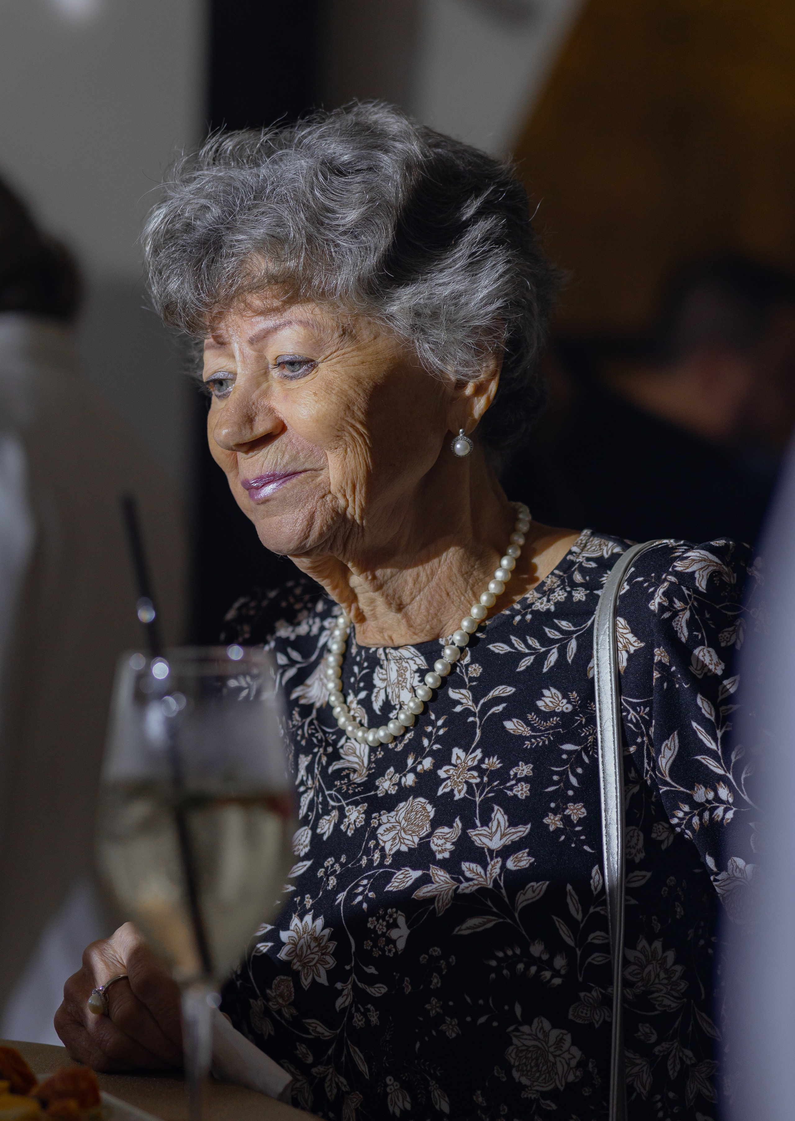 «С днем Рождения, Вика» группа «Корни»