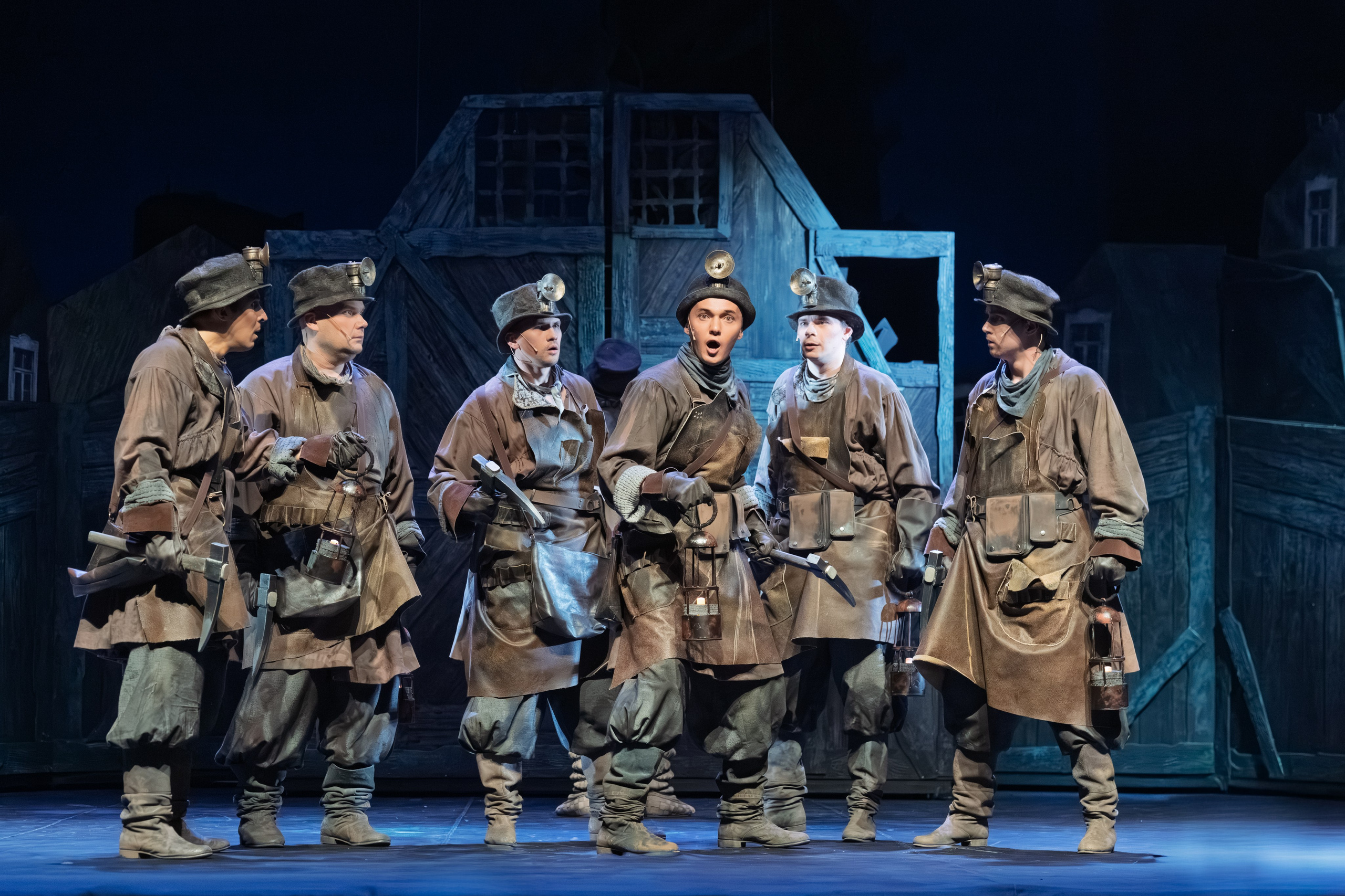 Театр Терезы Дуровой: Малахитовая Шкатулка. Сайт фотографа Сергея Абрамова