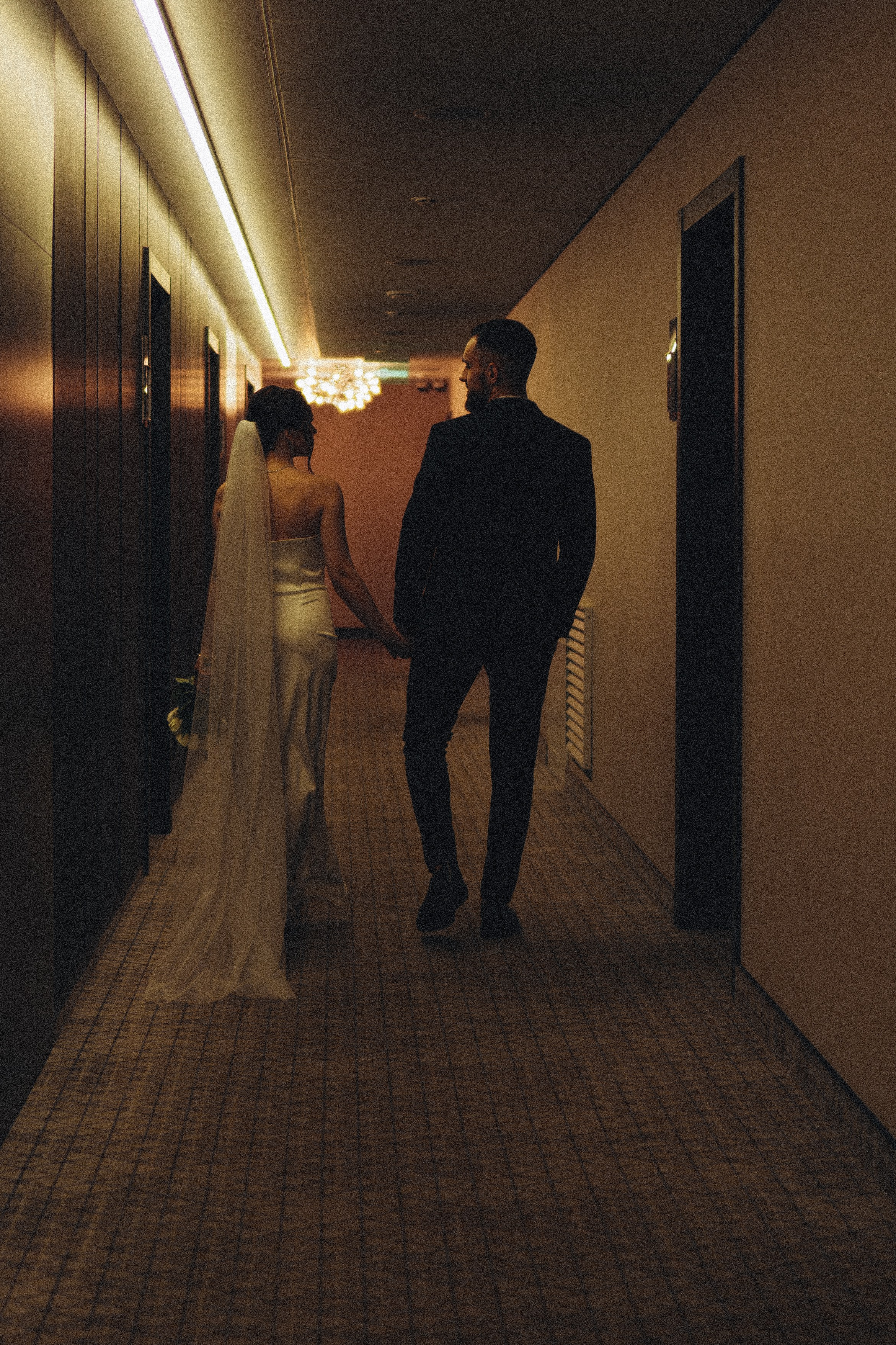 СВАДЕБНАЯ СЬЕМКА СБОРОВ ЖЕНИХА И НЕВЕСТЫ В ОТЕЛЕ И ТАКЖЕ ФОТОСЕССИИЯ В ОТЕЛЕЕ МЕГАПОЛИС БРЯНСК. Профессиональный фотограф, Санкт-Петербург — Виктория Богомолова