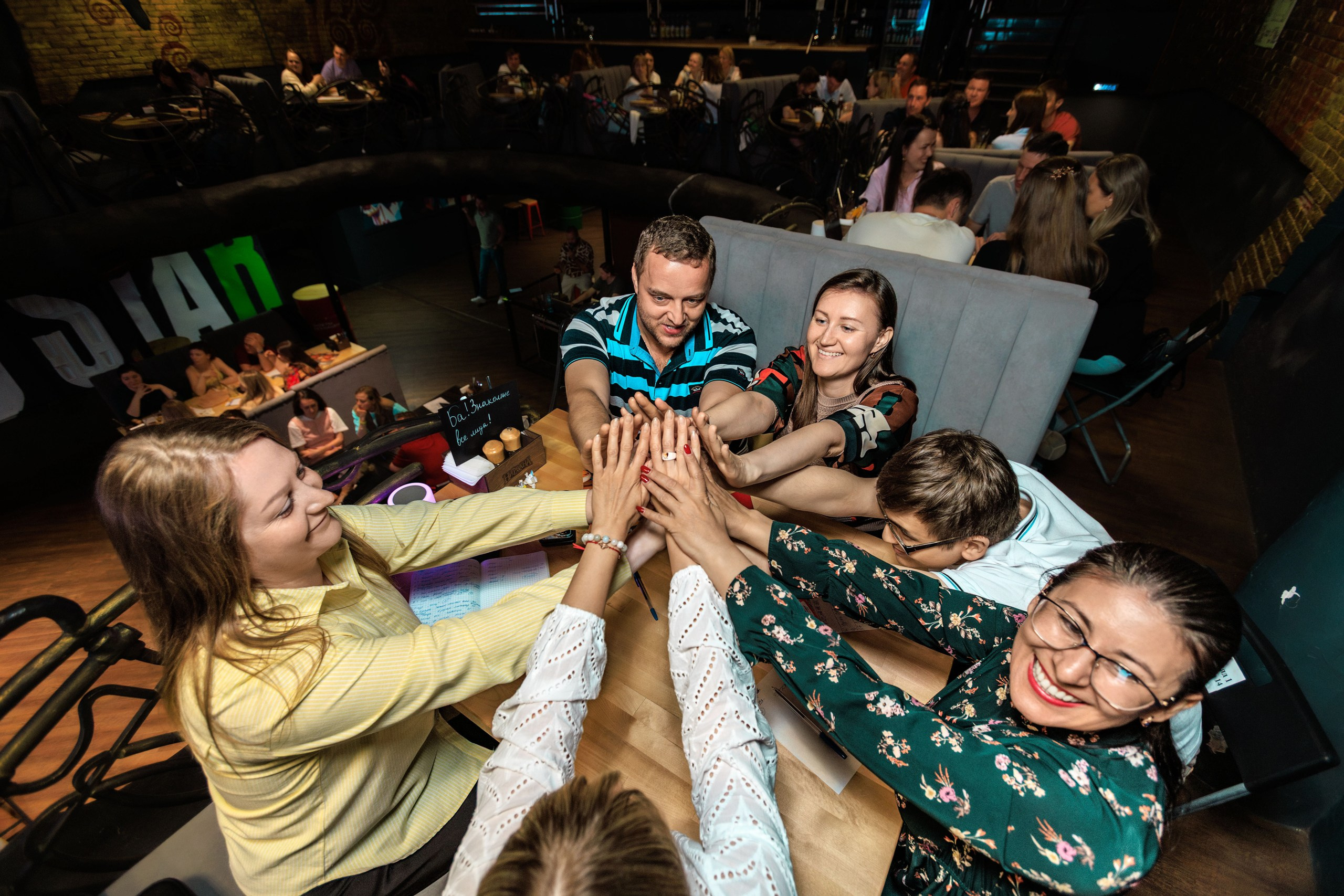 Подборка лучшего. Репортажный фотограф Екатеринбург | Яркий, качественный репортаж | Концерты, клубы, репортаж, праздники, корпоративы