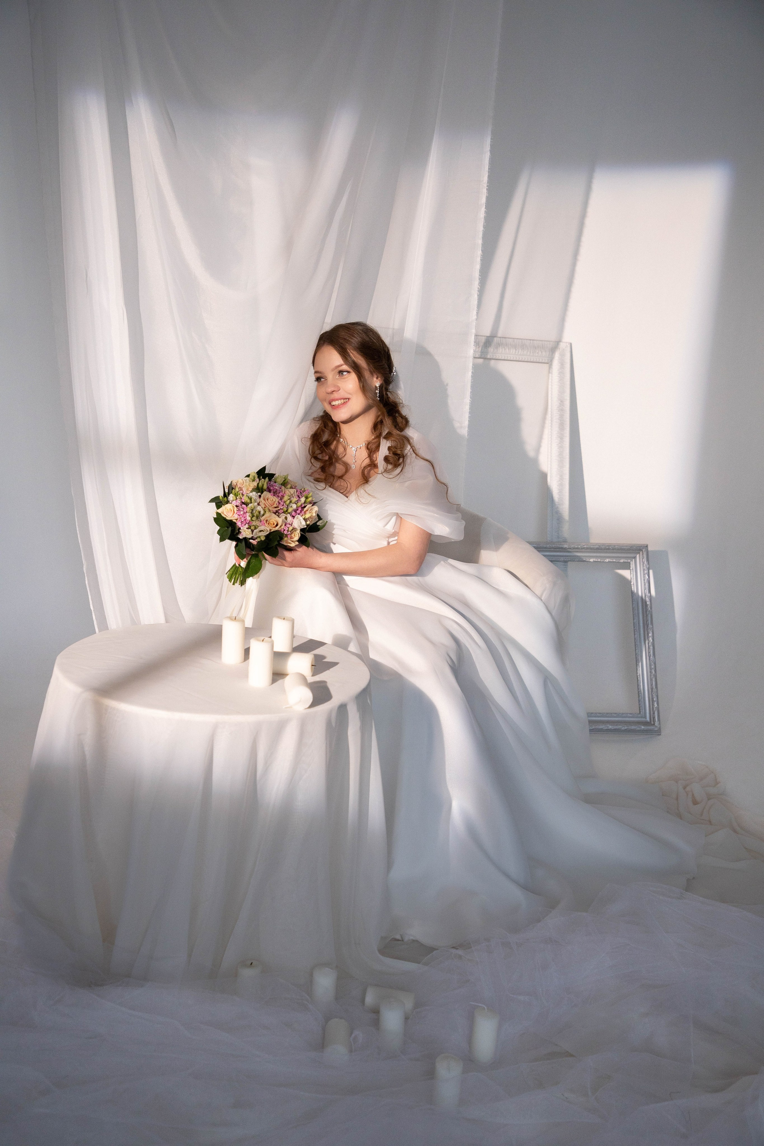 Свадебная фотосессия в студии. Фотограф Анастасия Тихонова