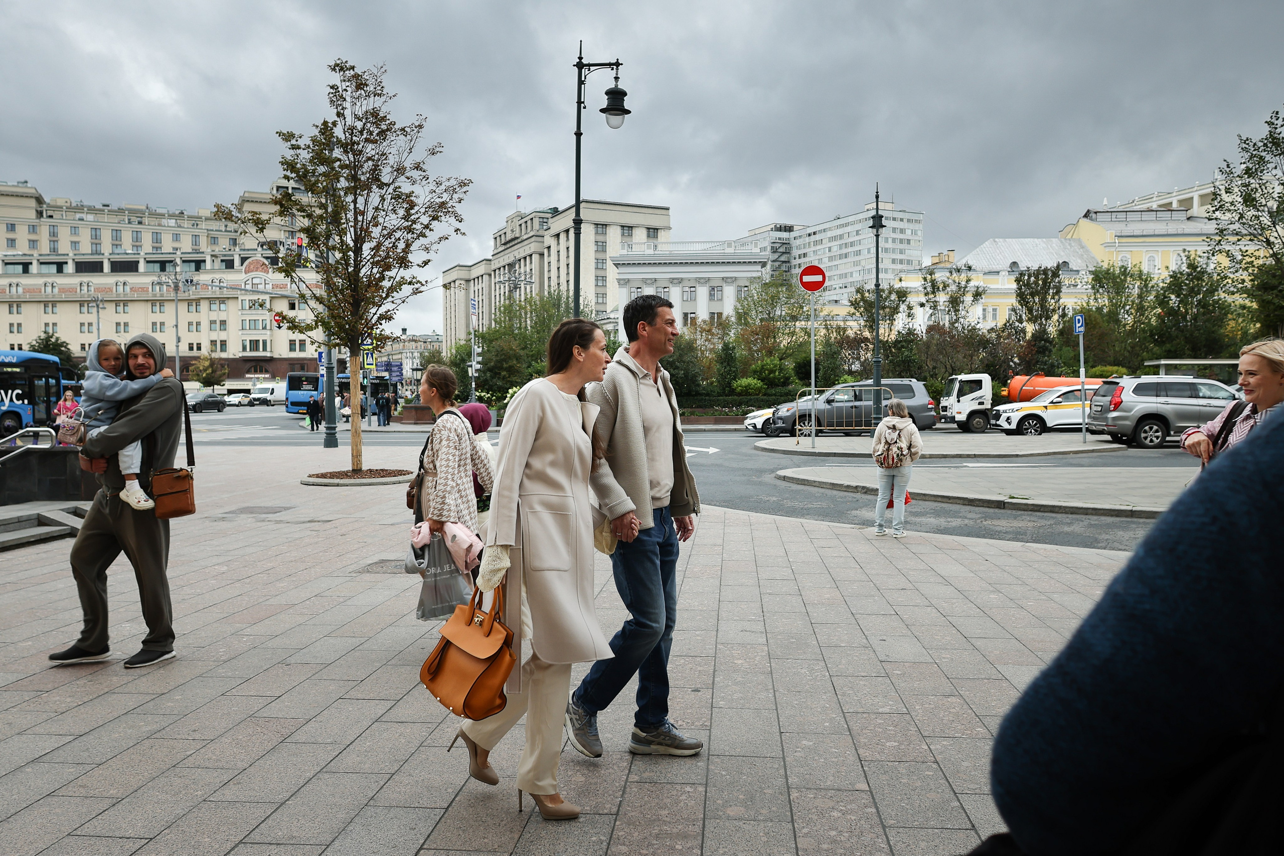 Сбор труппы Малого театра 2025. Reportage, architectural, fine art photographer Lena Melnikova in Moscow
