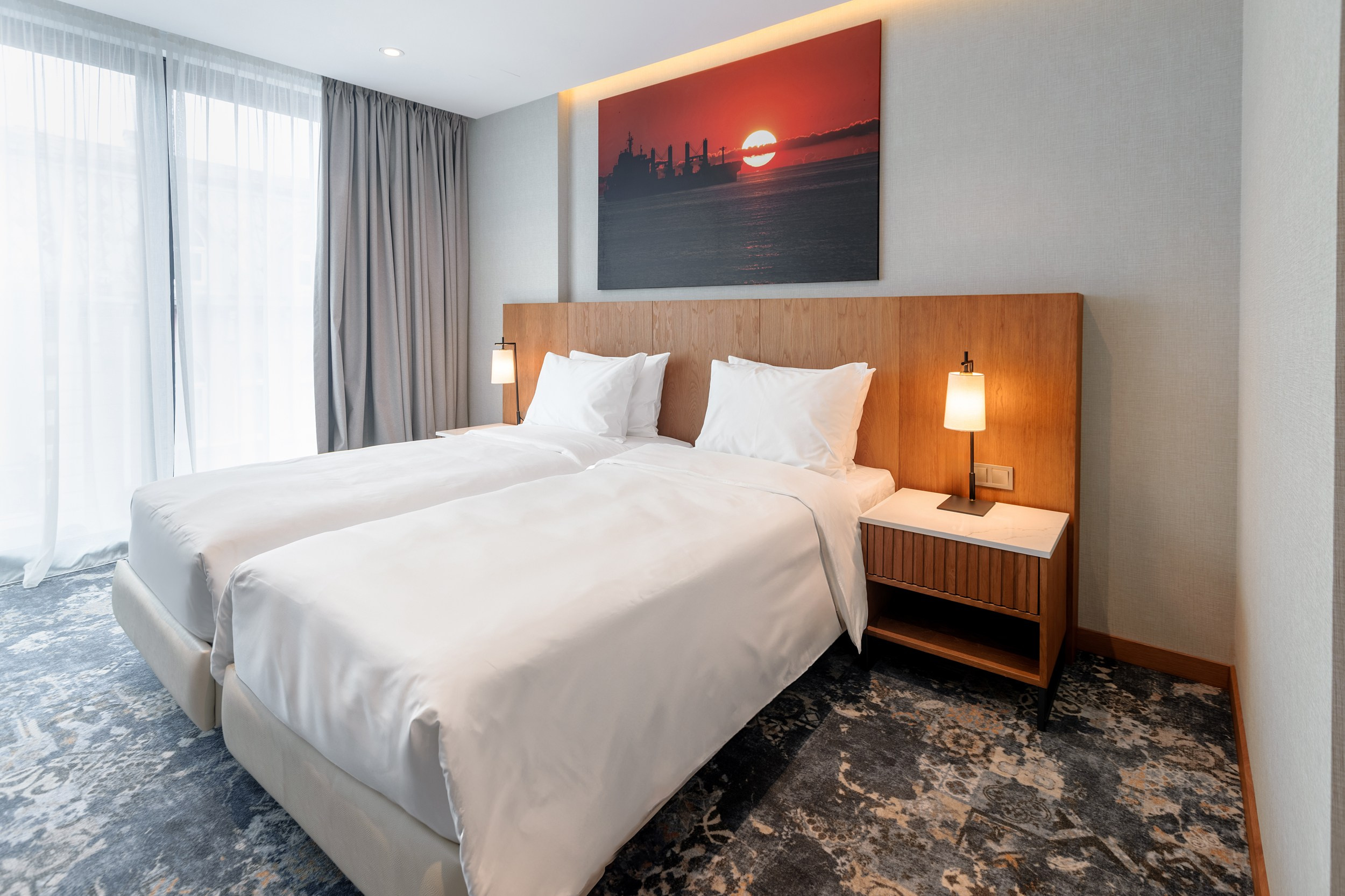 HOTEL PIAZZA EPIGRAPH (BATUMI). Режиссёр, клипмейкер, фотограф — Андрей Охота