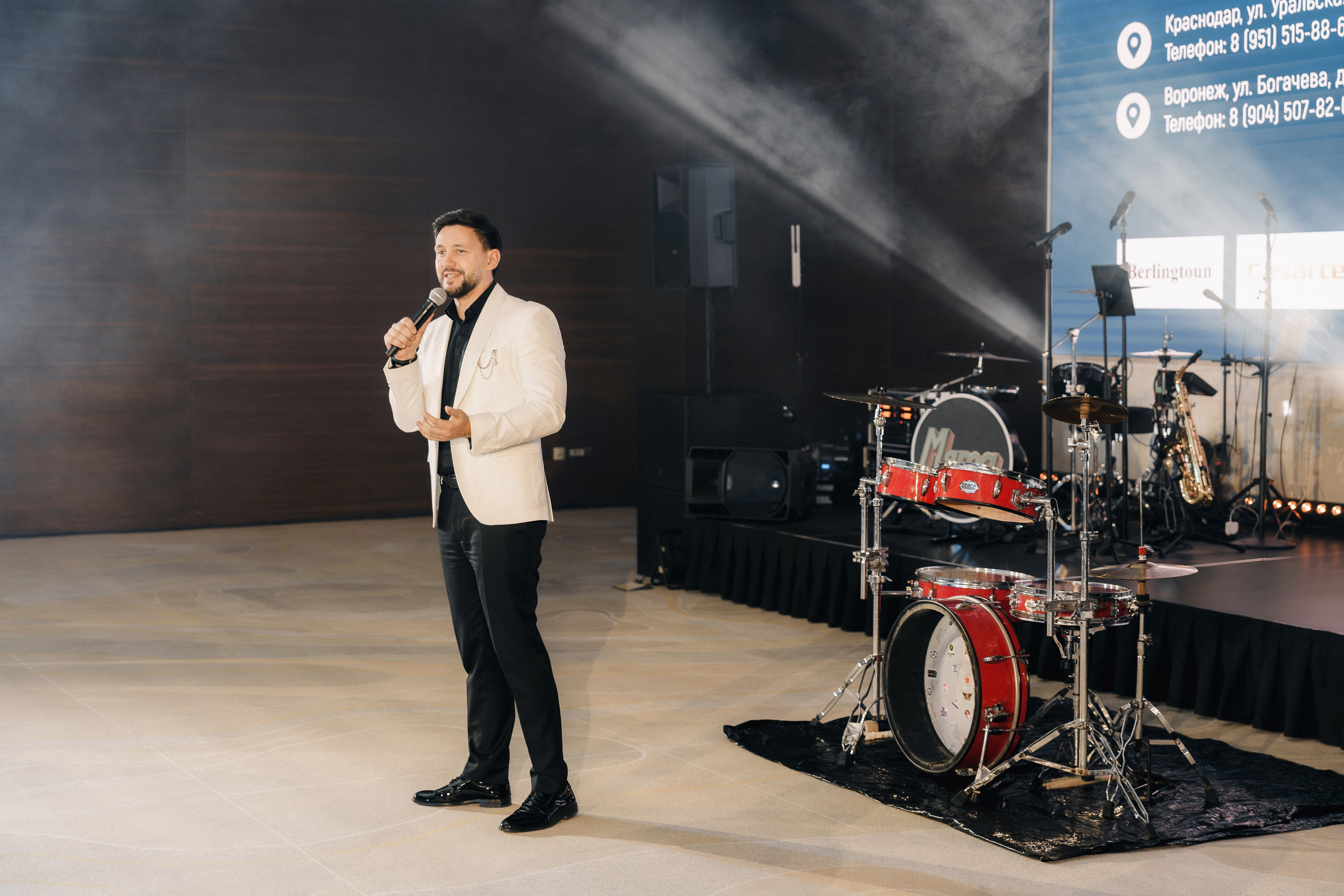 Девятый вал (МАРРИОТ). Свадебный и репортажный фотограф в Воронеже Роман Янко