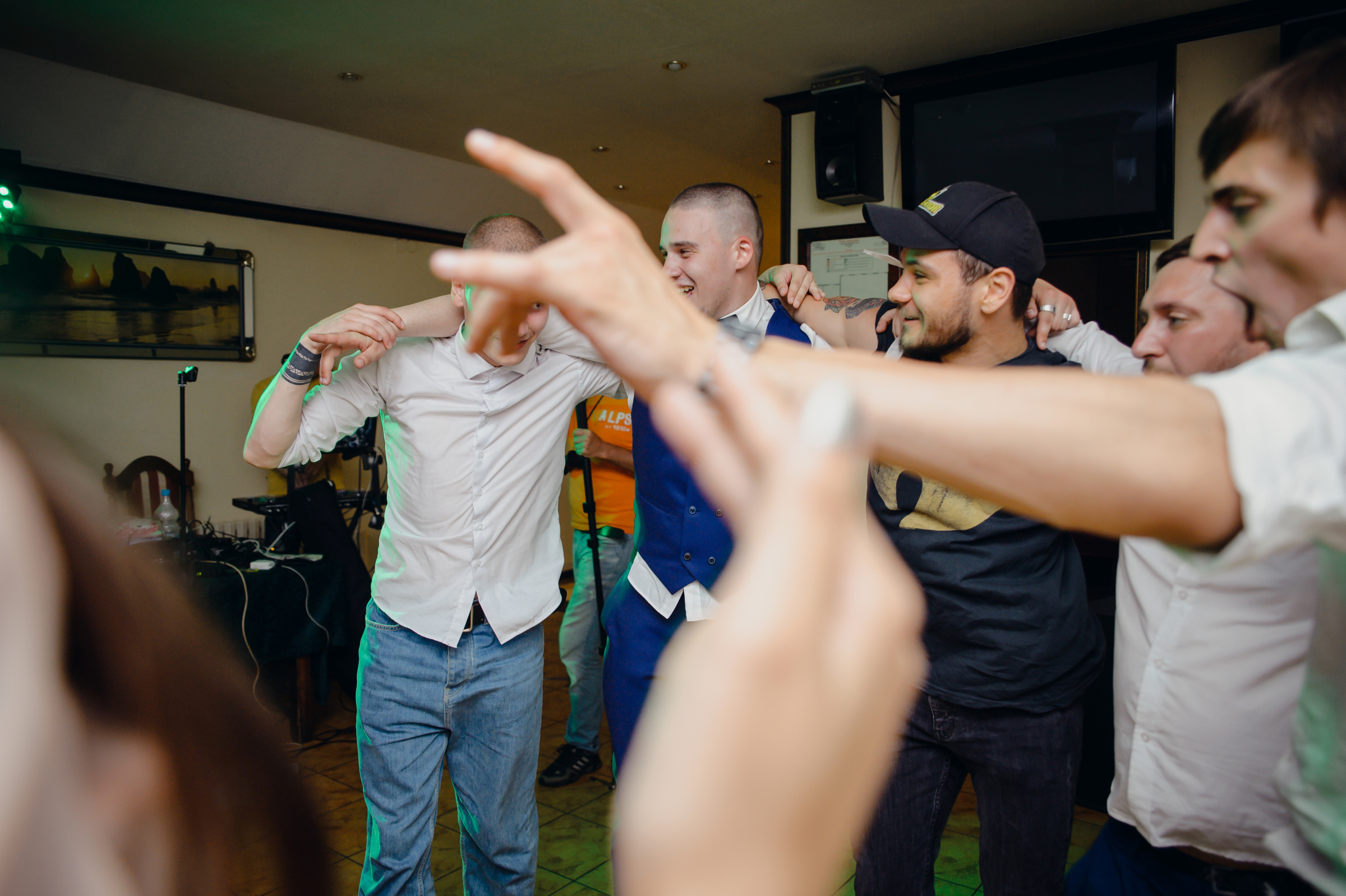 Оля & Валерий. Видеограф и фотограф на свадьбу в Москве