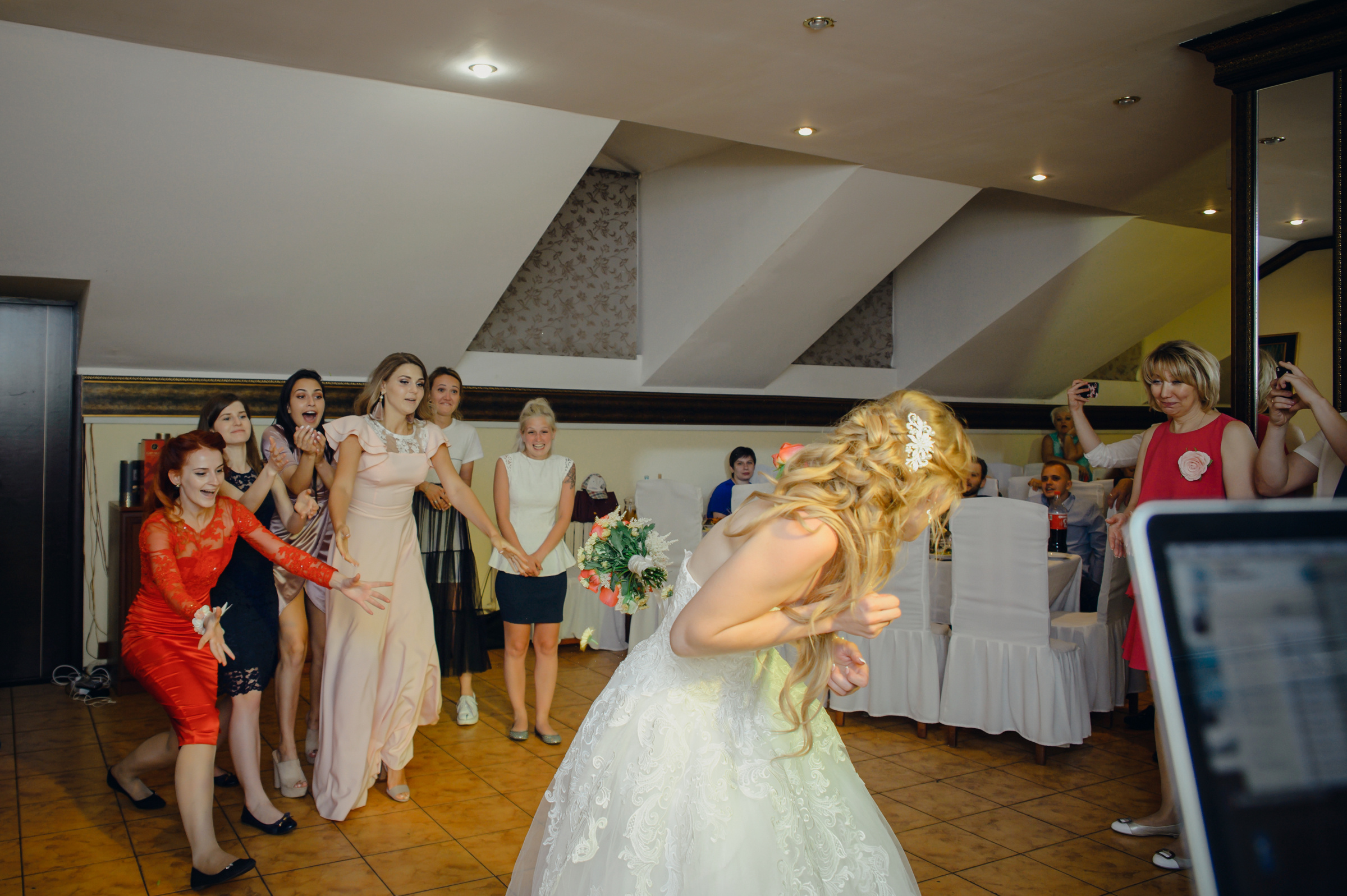 Оля & Валерий. Видеограф и фотограф на свадьбу в Москве