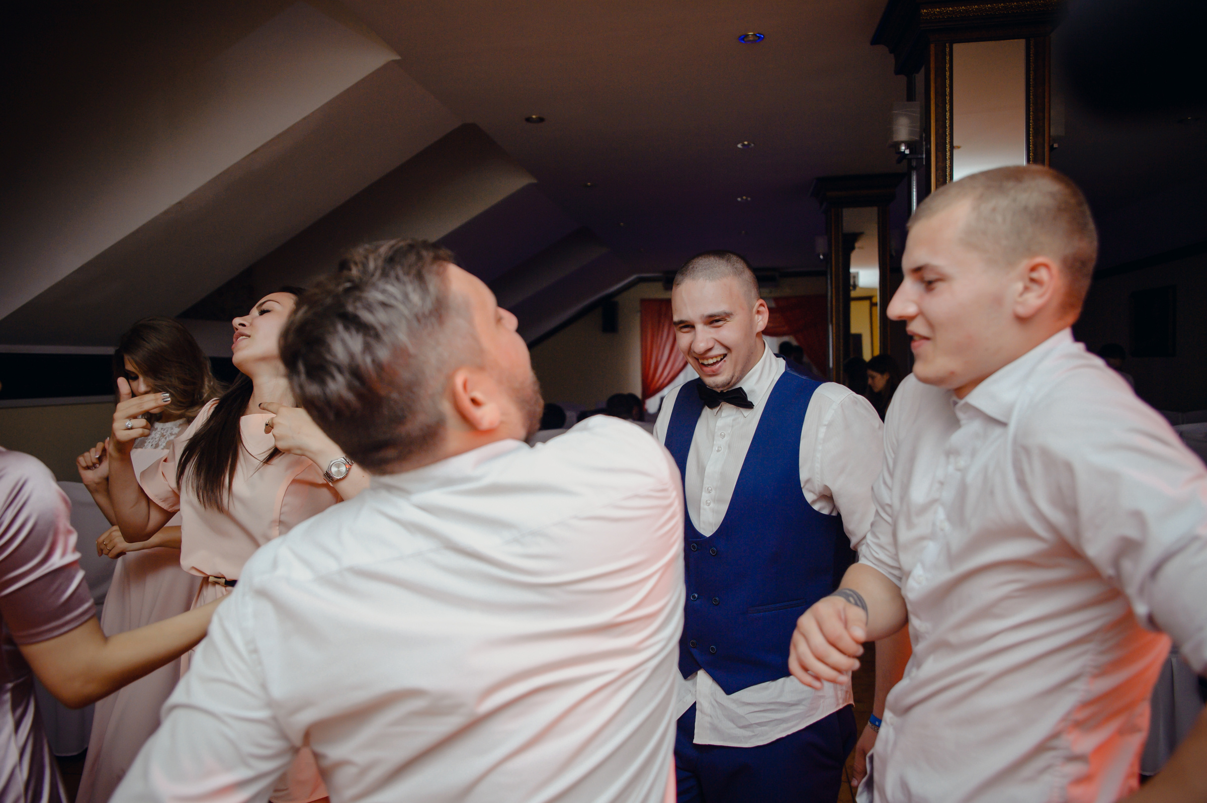 Оля & Валерий. Видеограф и фотограф на свадьбу в Москве