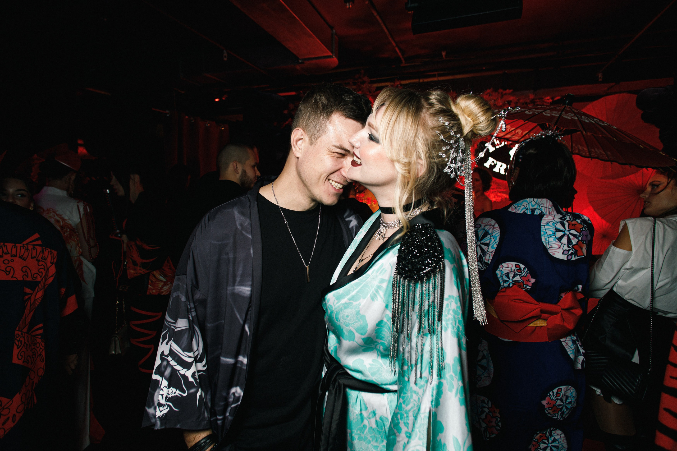 ILLEGAL FRIENDS | ASIA. СВОИ. ФОТООТЧЕТЫ-СОБЫТИЯ-МЕСТА