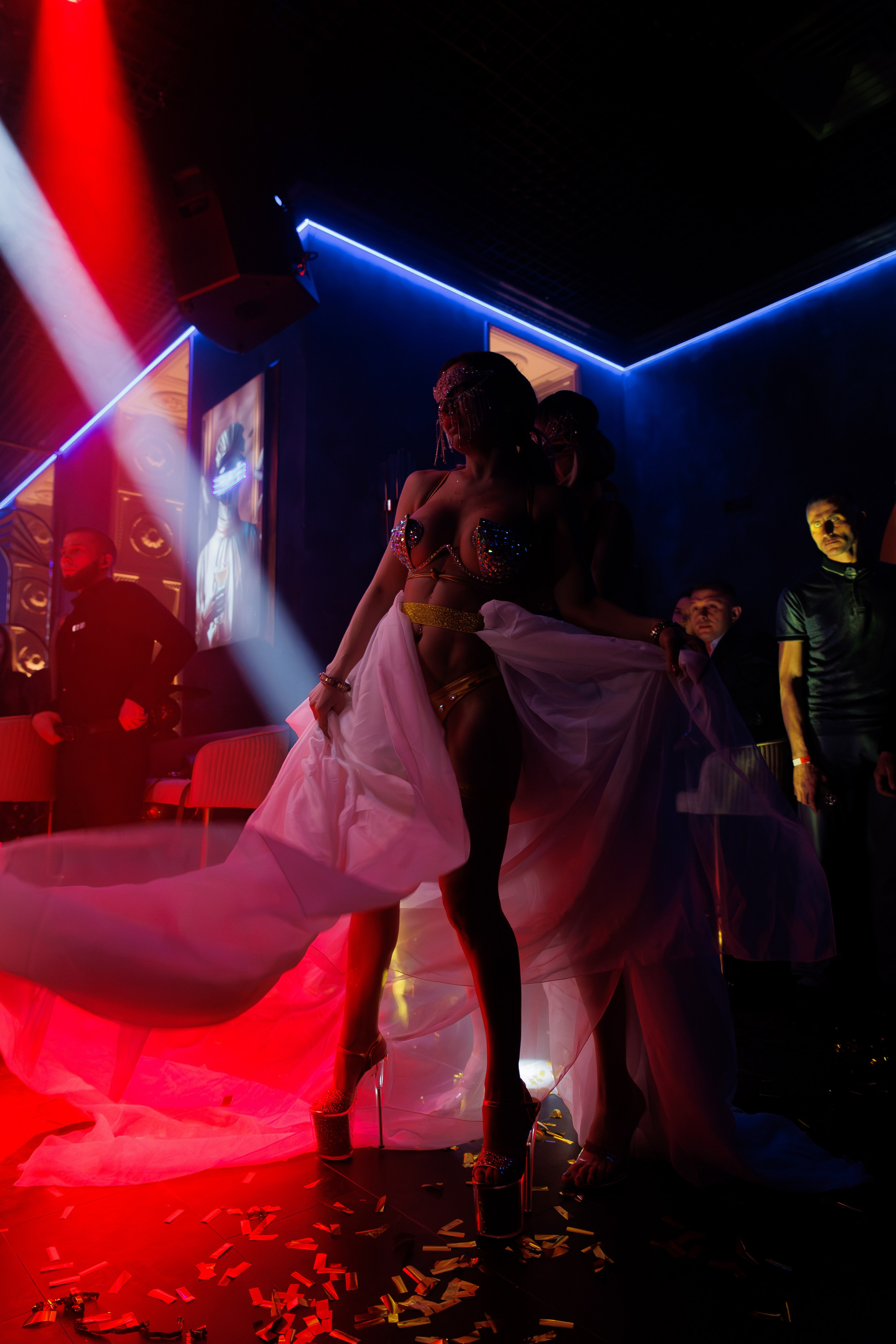 ЛУВР [Открытие Ночного клуба]. СВОИ. ФОТООТЧЕТЫ-СОБЫТИЯ-МЕСТА